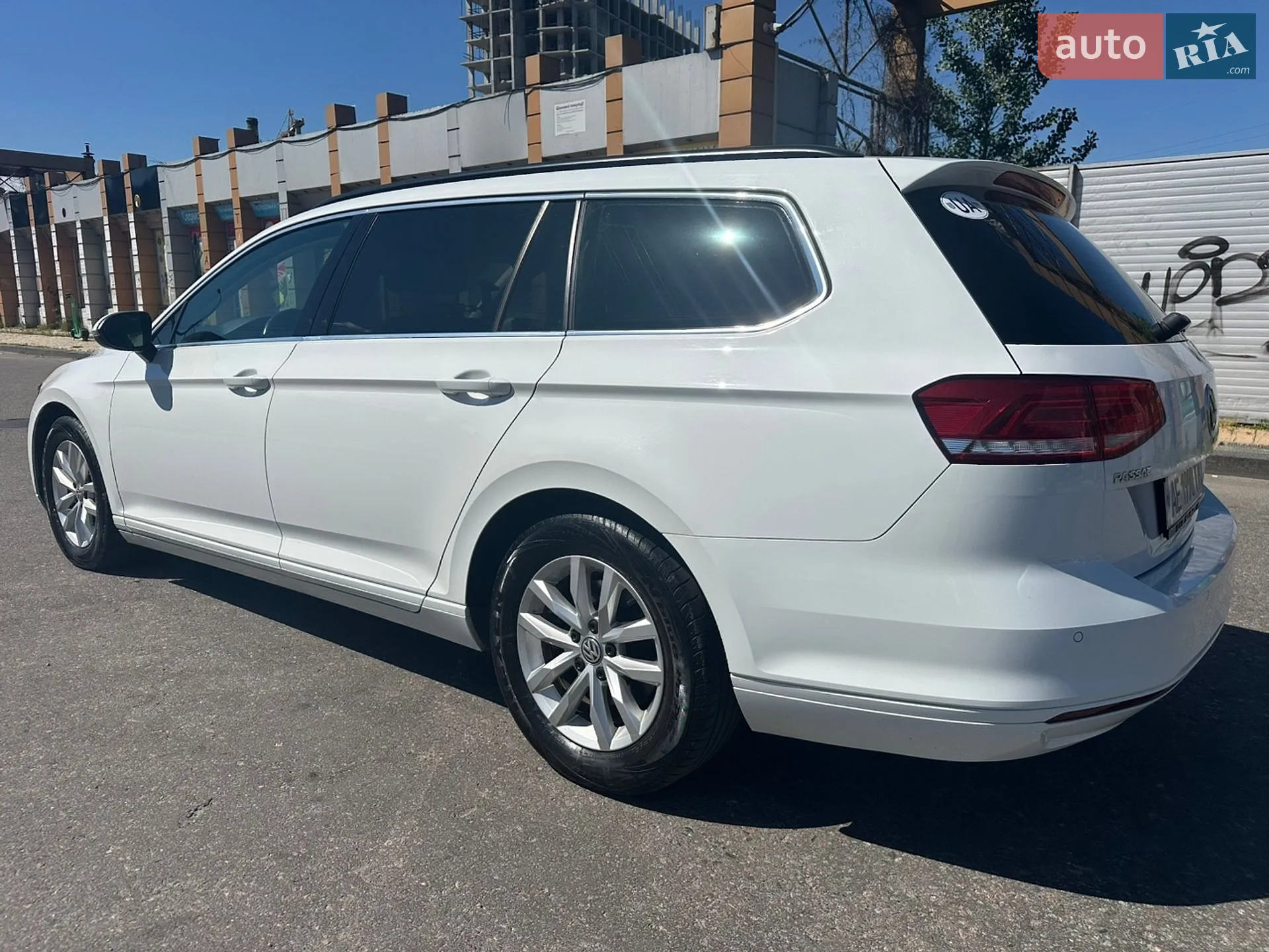 2016 Volkswagen Passat - мініатюра 3