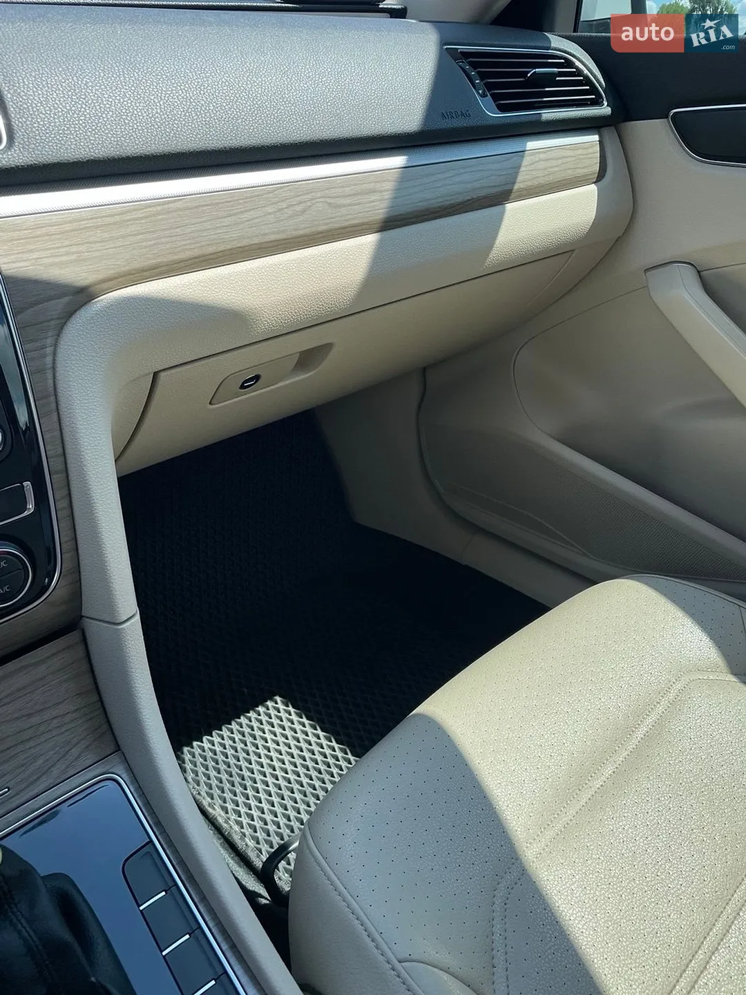 2016 Volkswagen Passat - мініатюра 34