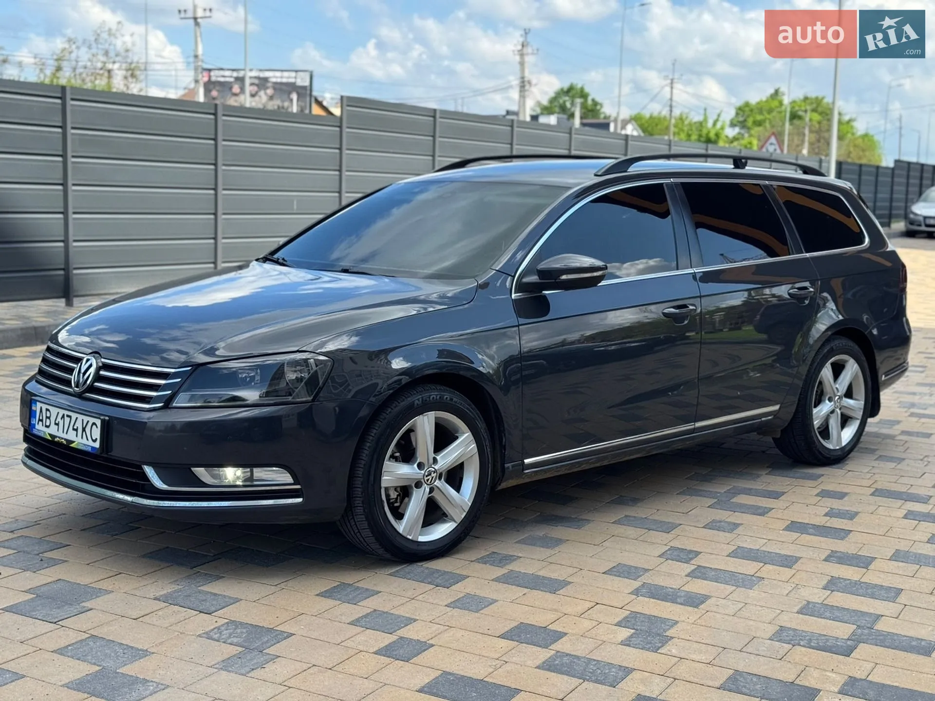 2013 Volkswagen Passat - мініатюра 2