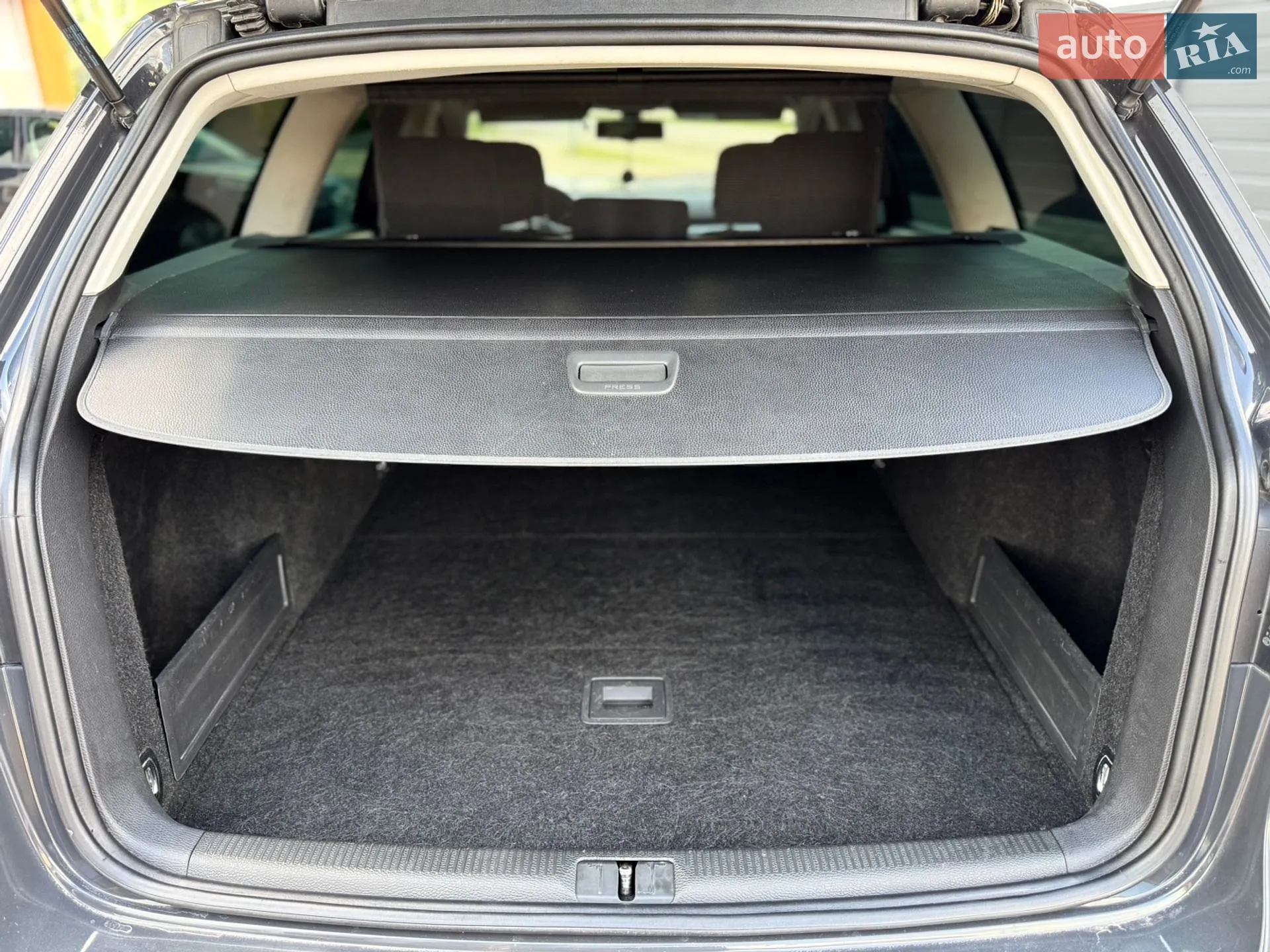 2013 Volkswagen Passat - мініатюра 38