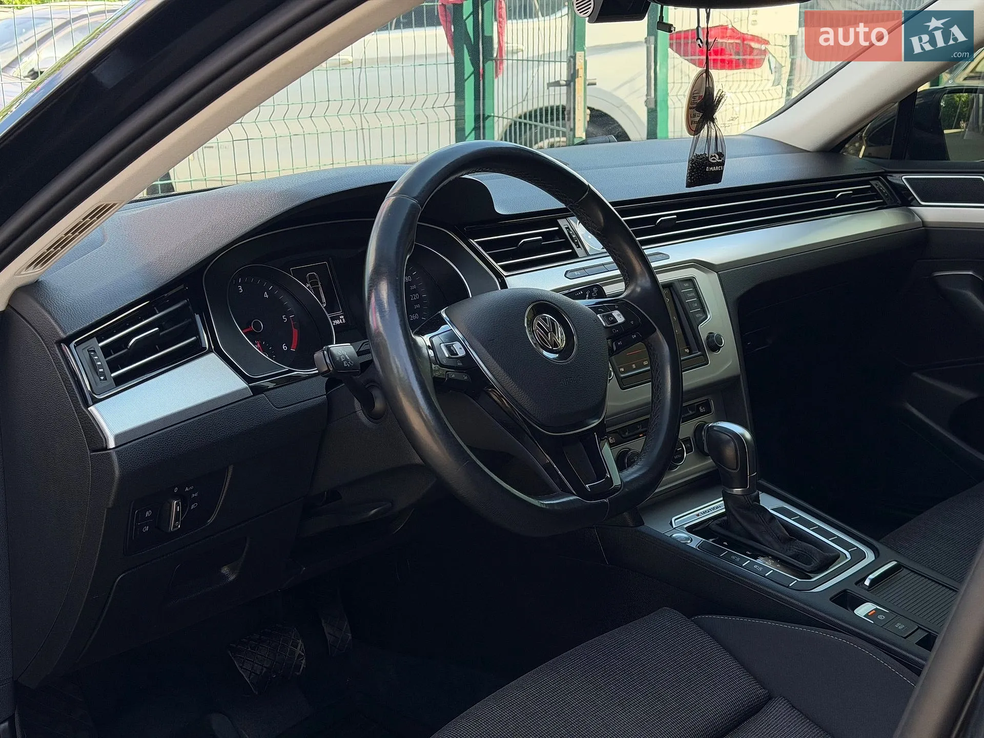 2016 Volkswagen Passat - мініатюра 24