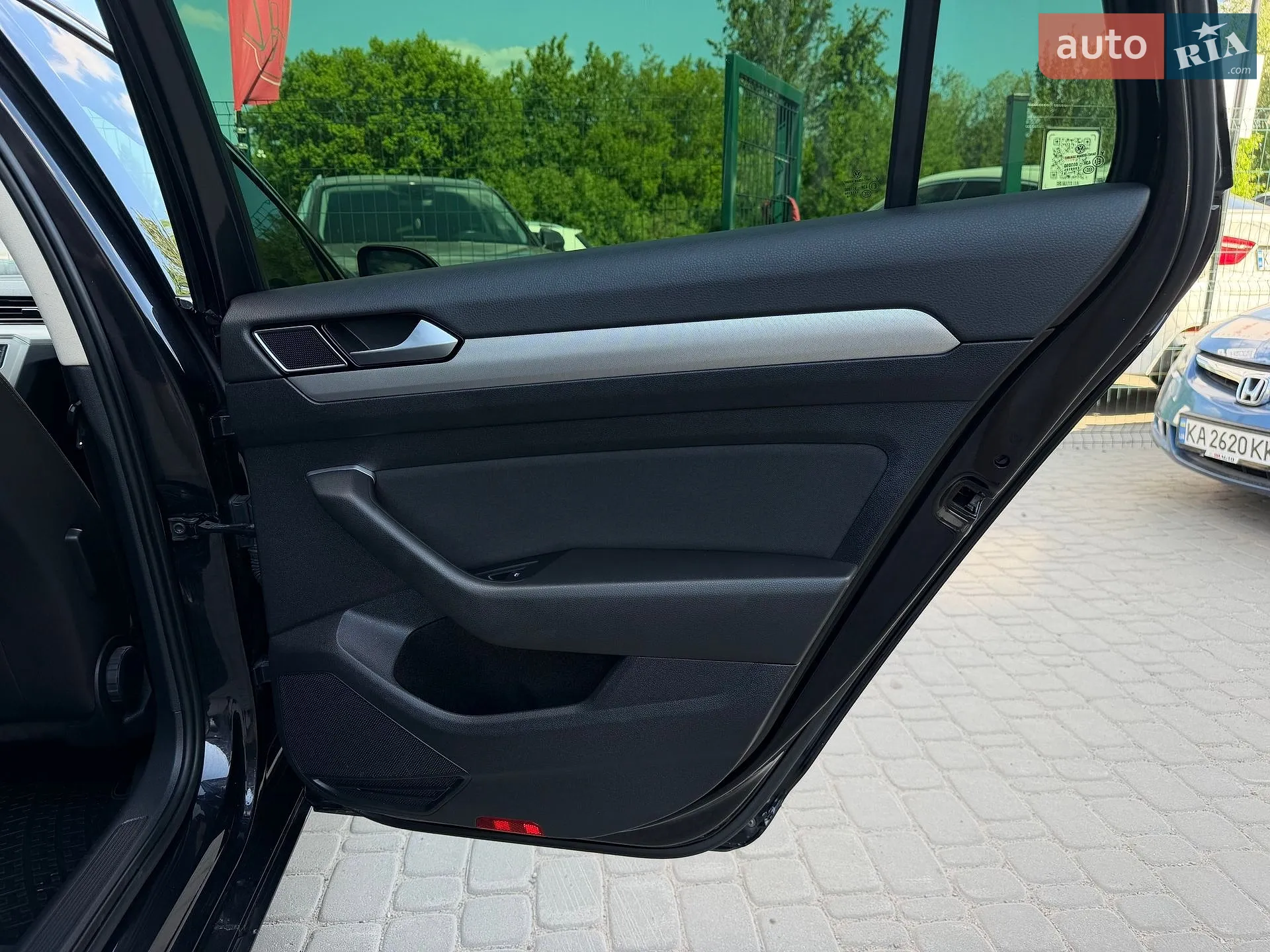 2016 Volkswagen Passat - мініатюра 30