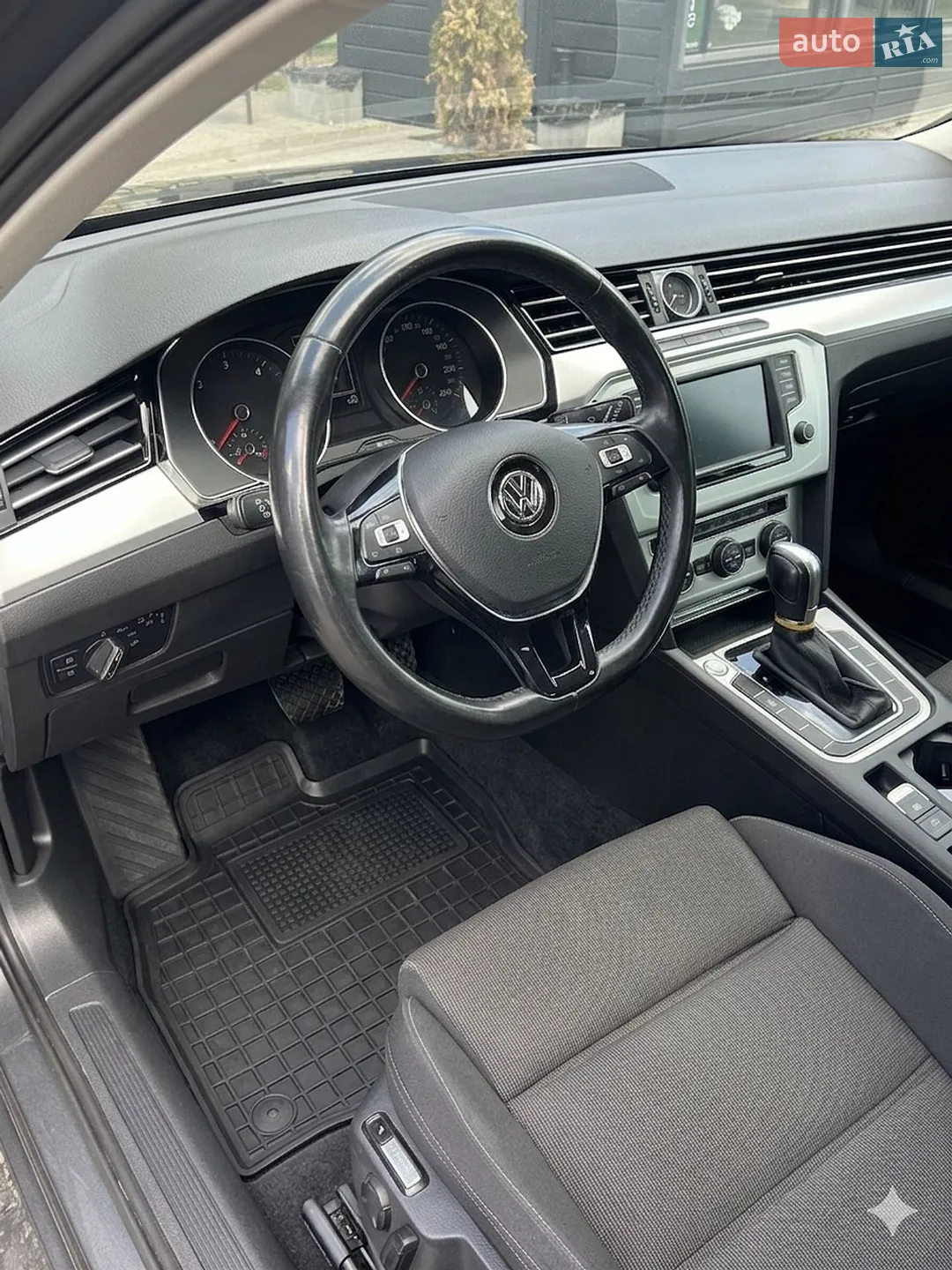 2015 Volkswagen Passat - мініатюра 2