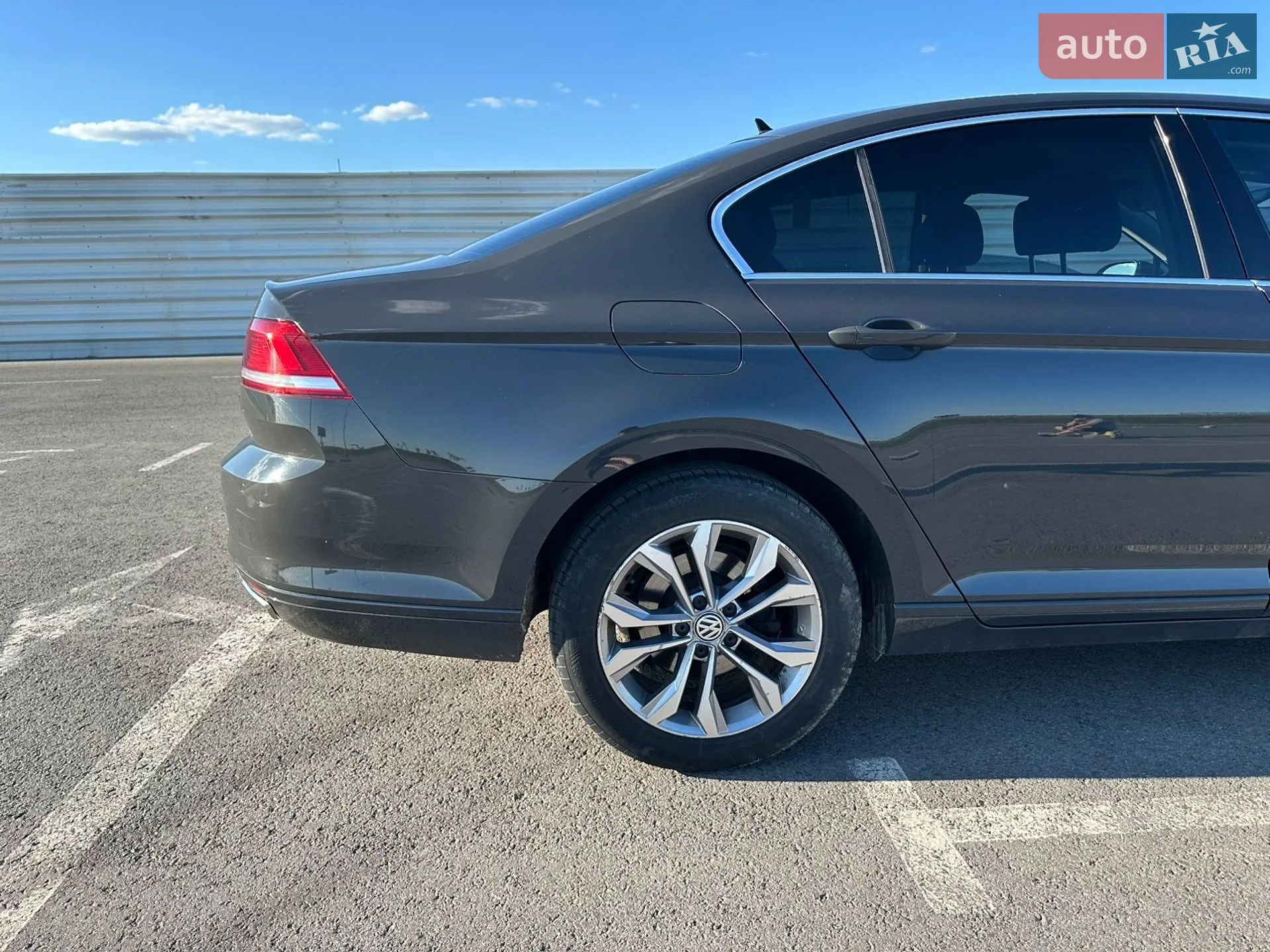 2015 Volkswagen Passat - мініатюра 10