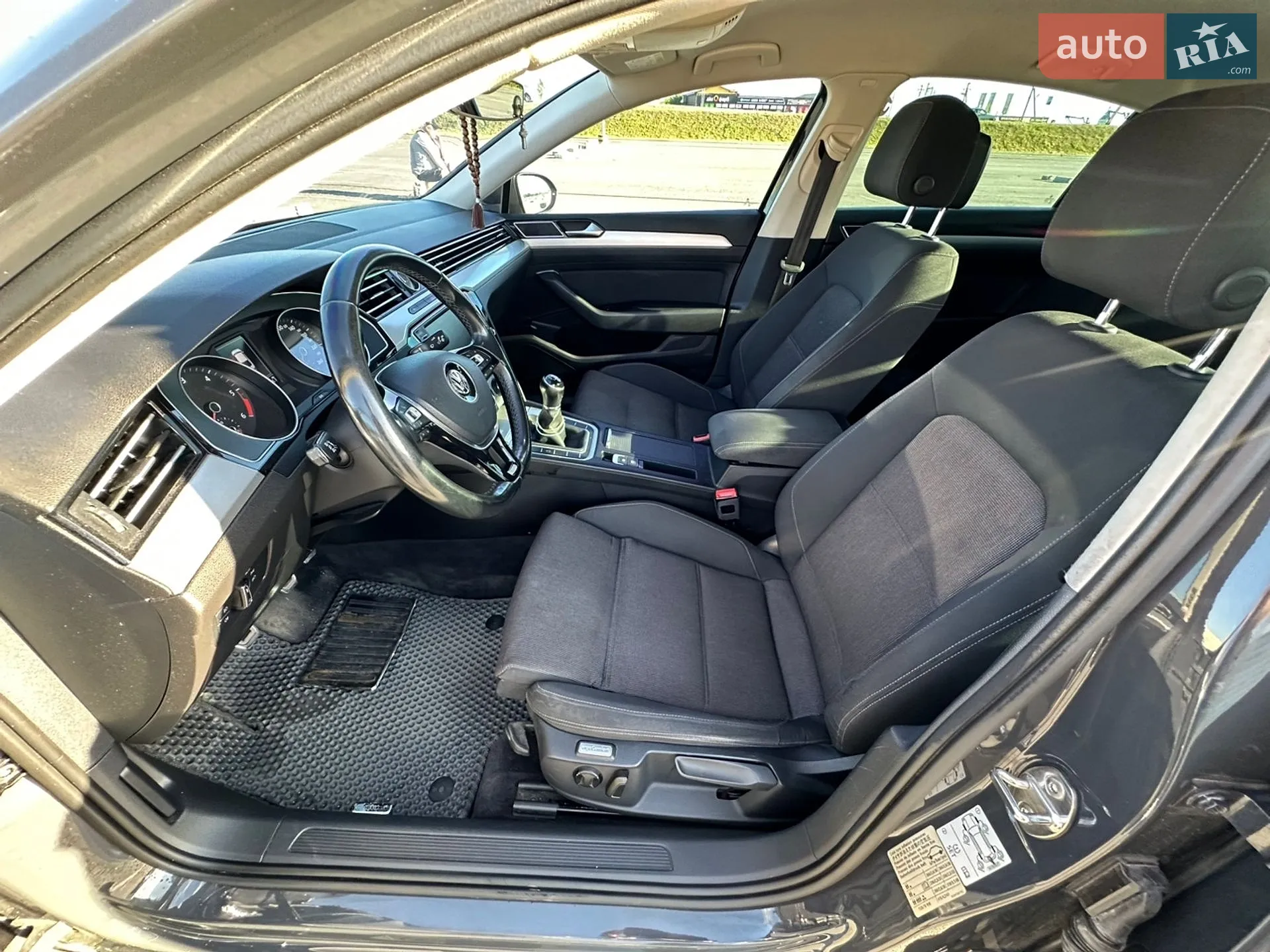 2015 Volkswagen Passat - мініатюра 26