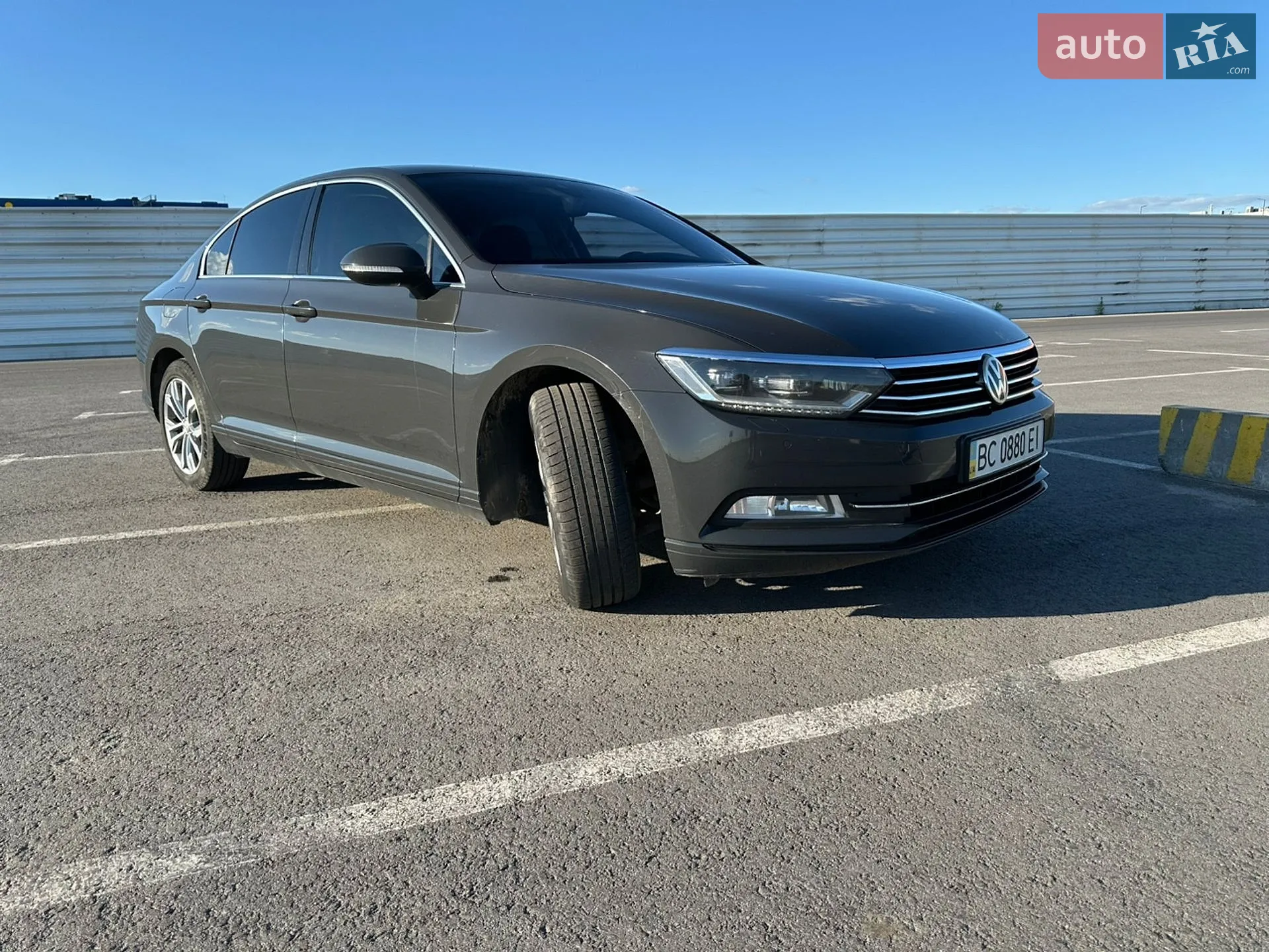 2015 Volkswagen Passat - мініатюра 6