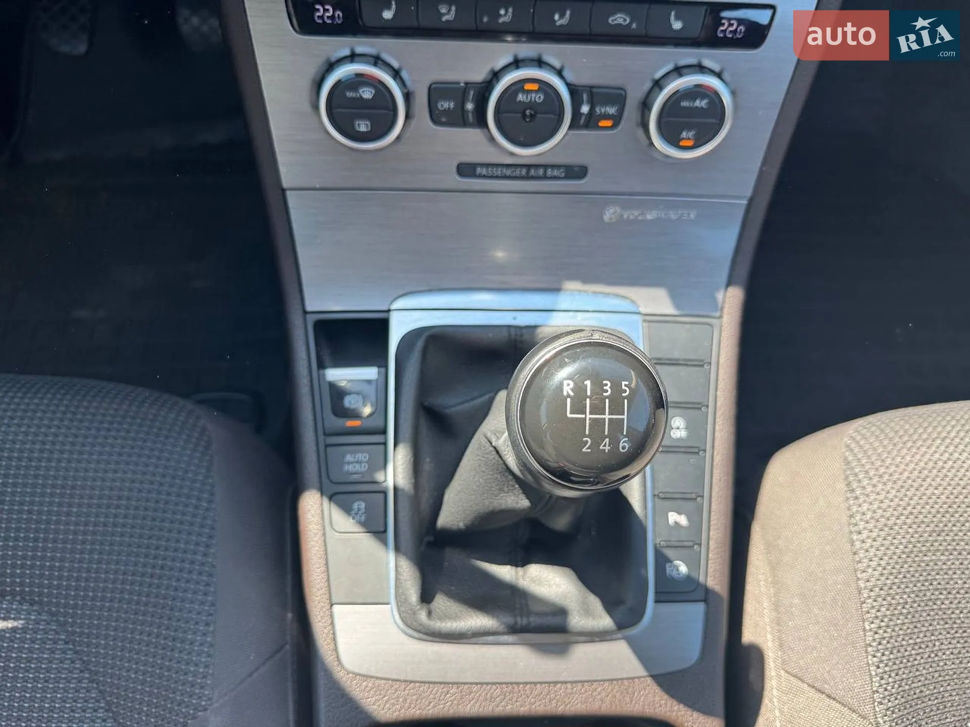 2014 Volkswagen Passat - мініатюра 17