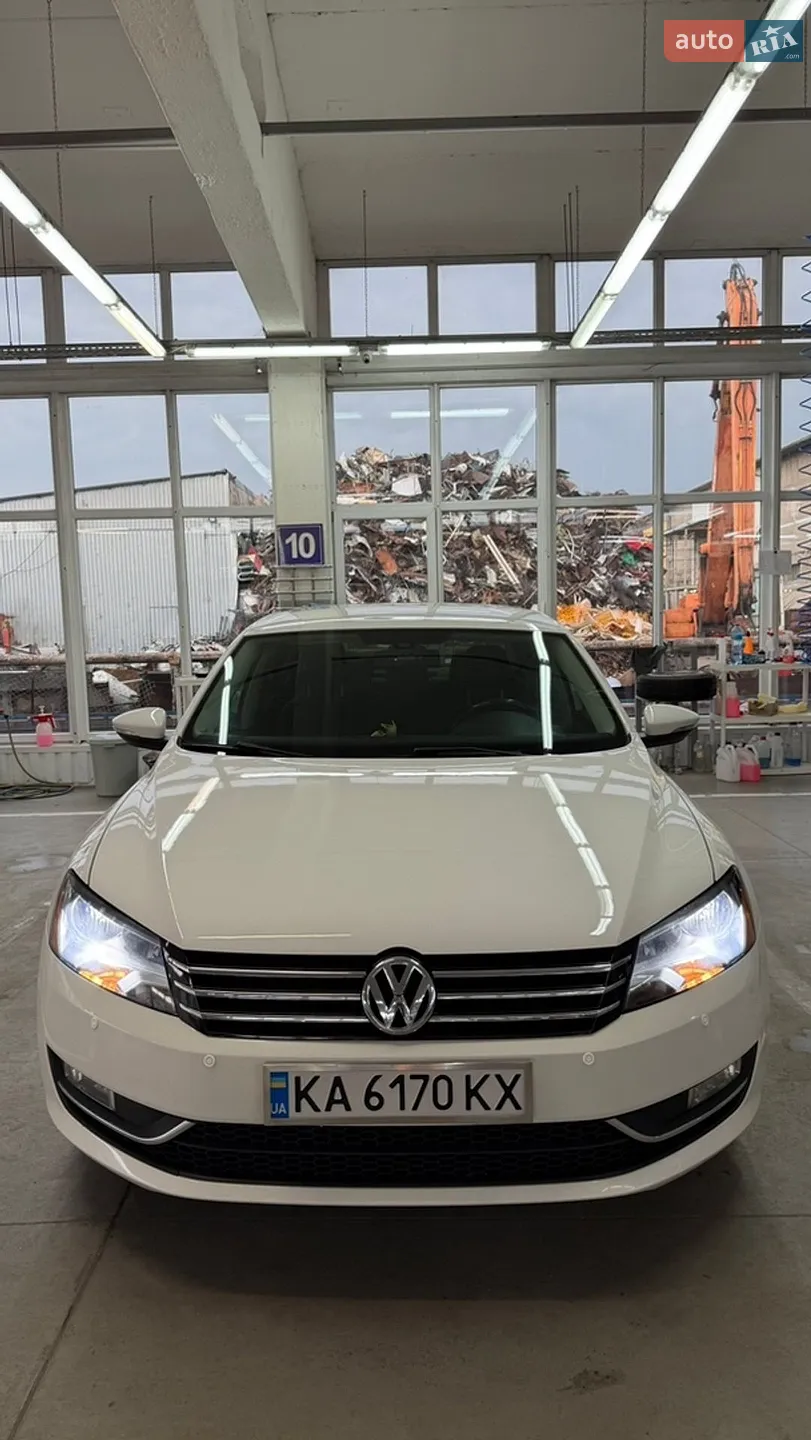 2012 Volkswagen Passat - мініатюра 11