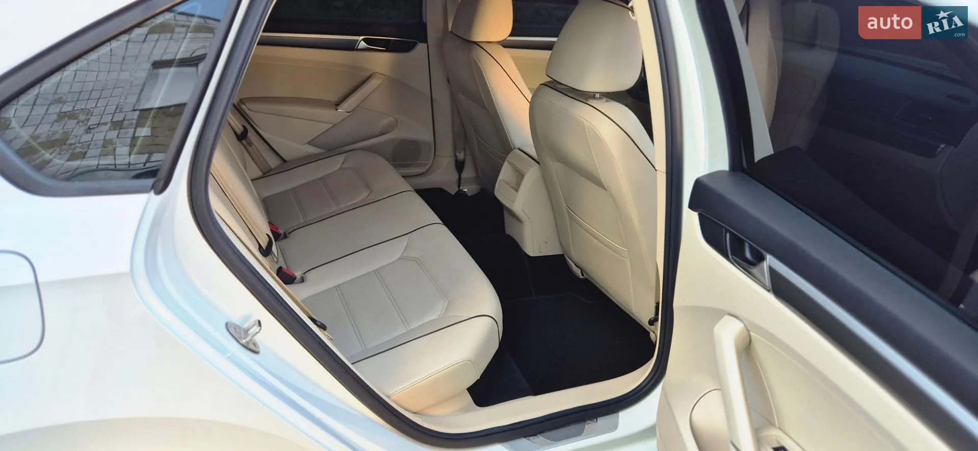 2017 Volkswagen Passat - мініатюра 14