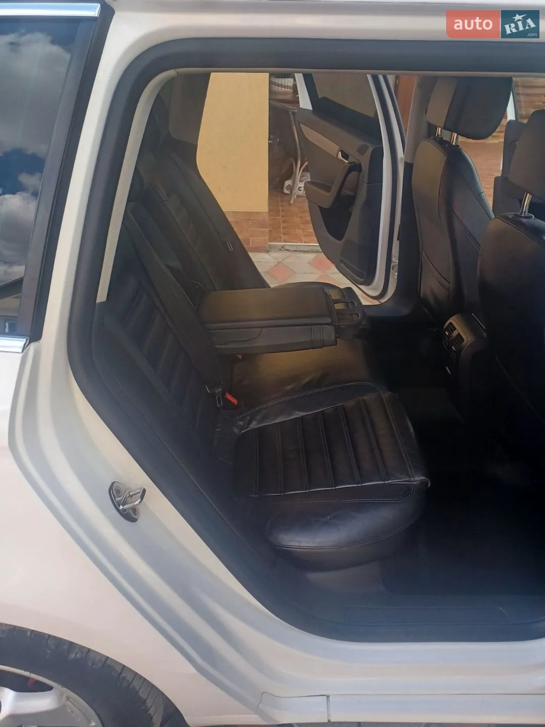 2011 Volkswagen Passat - мініатюра 39
