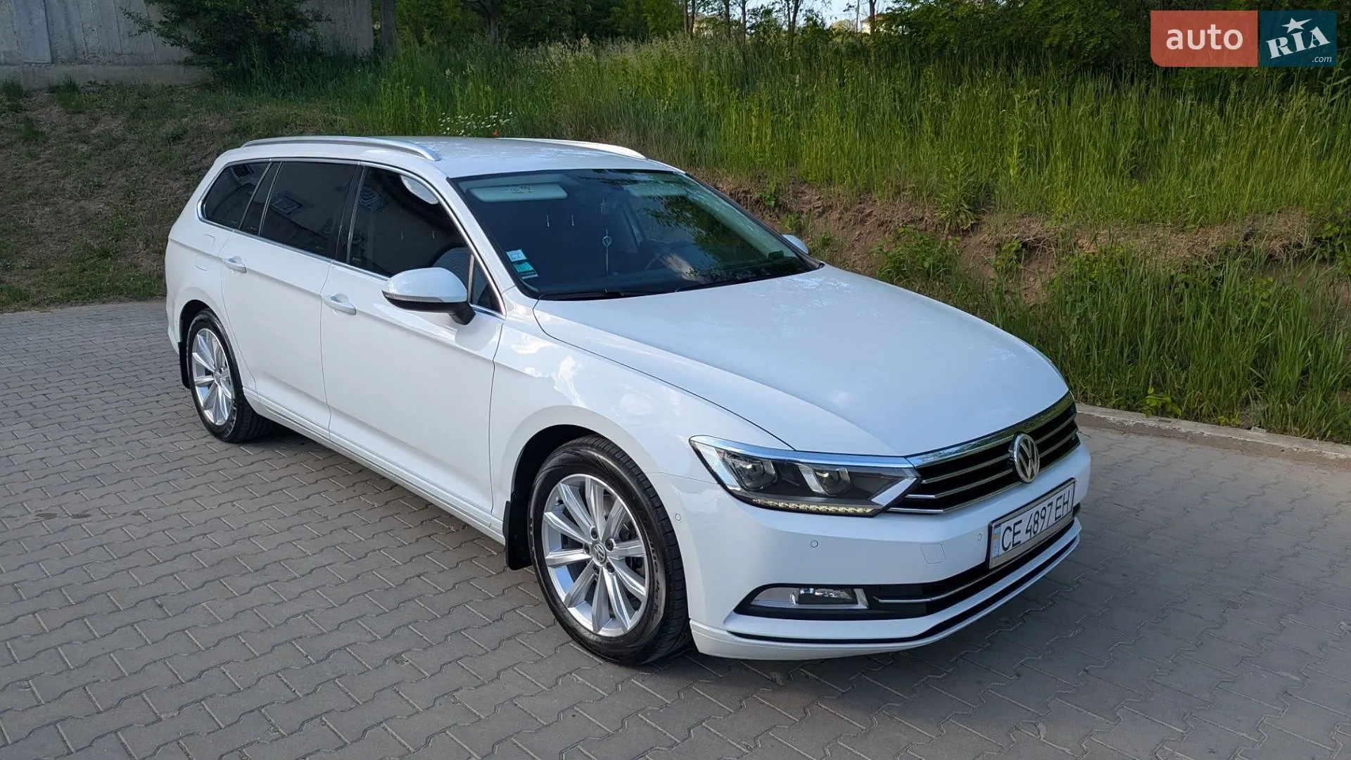 2016 Volkswagen Passat - фото 1