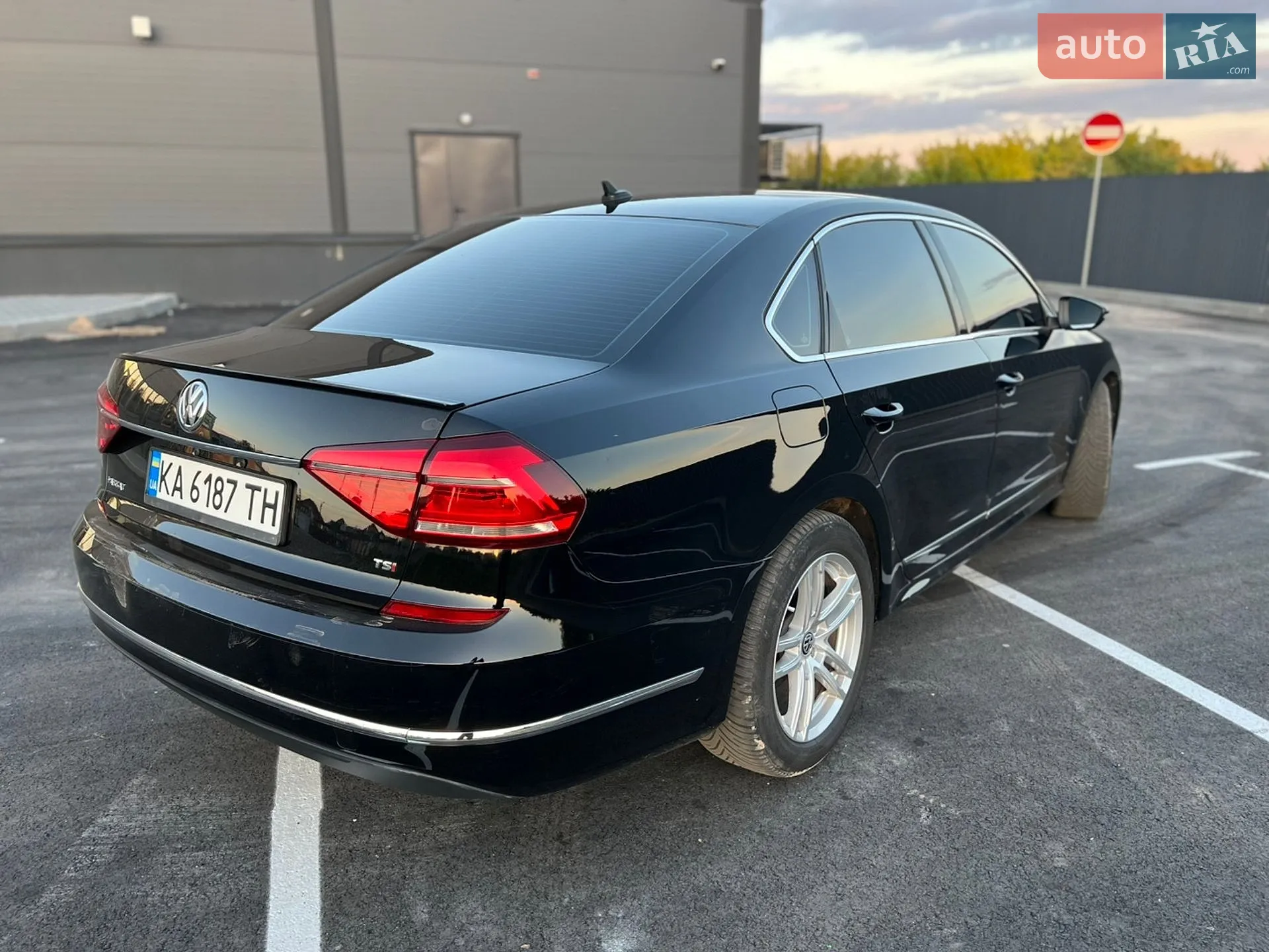 2016 Volkswagen Passat - мініатюра 32