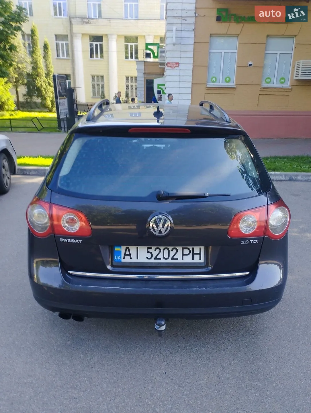2010 Volkswagen Passat - мініатюра 3