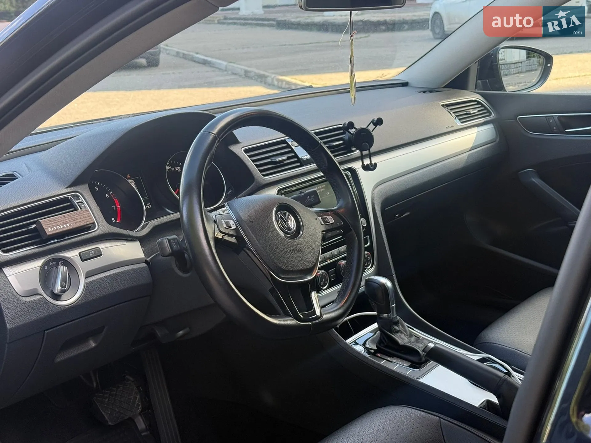 2018 Volkswagen Passat - мініатюра 16