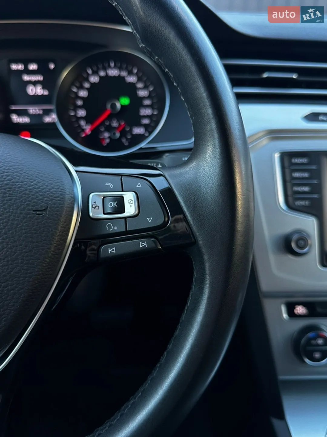 2017 Volkswagen Passat - мініатюра 31