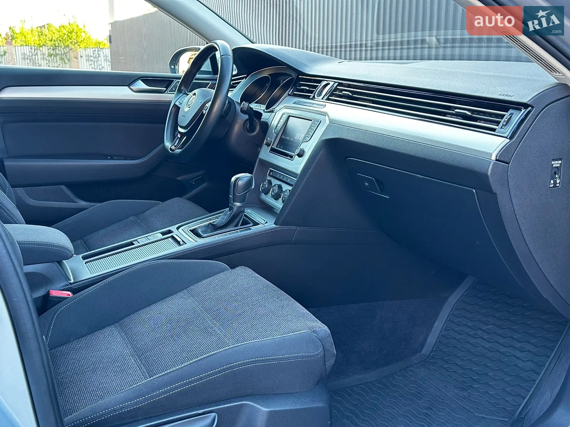 2017 Volkswagen Passat - мініатюра 39