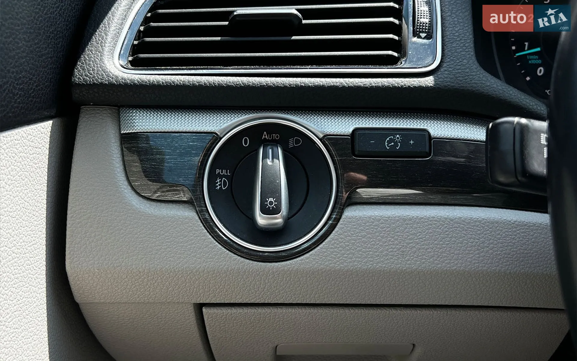 2018 Volkswagen Passat - мініатюра 11