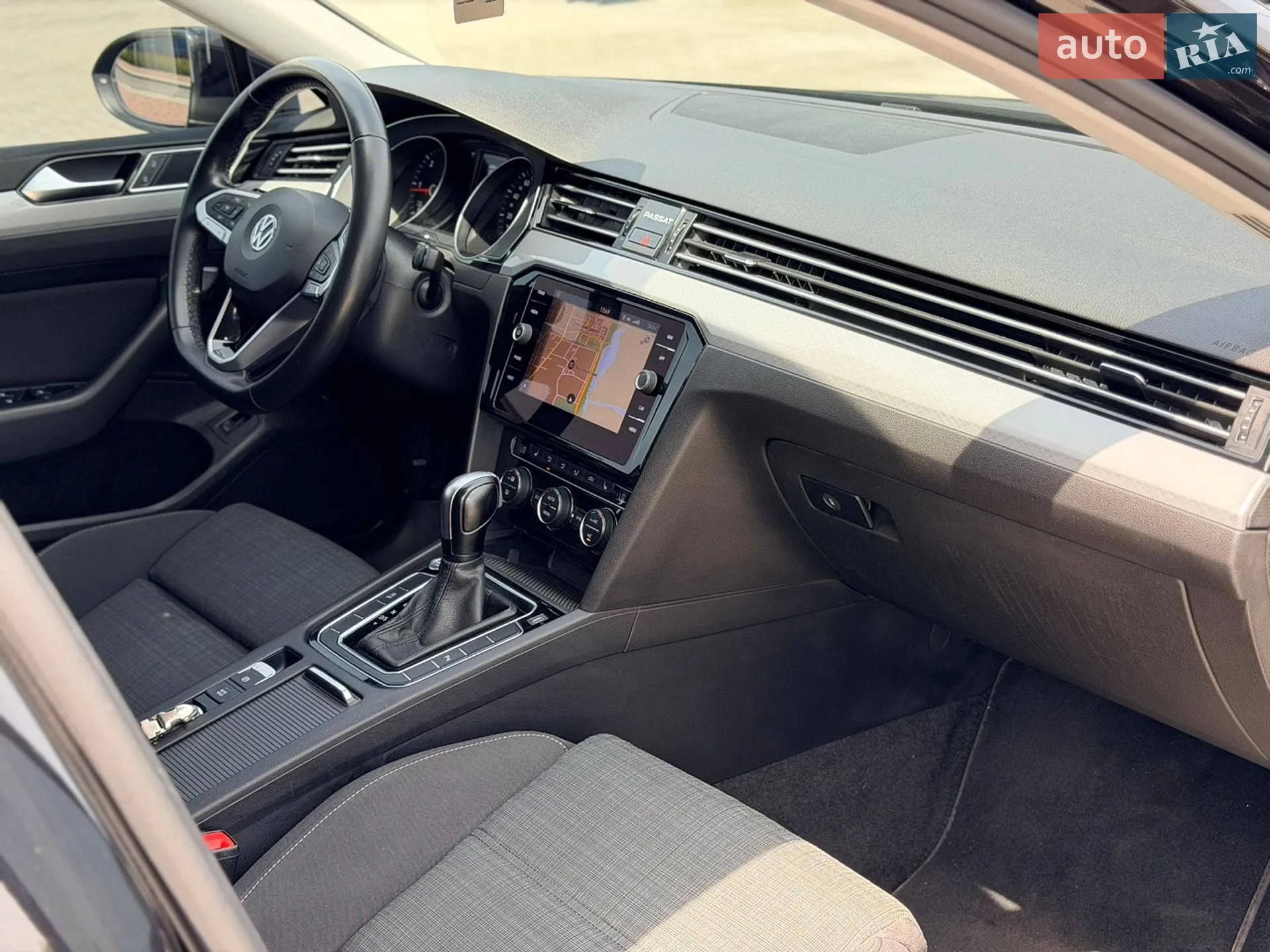 2020 Volkswagen Passat - мініатюра 31