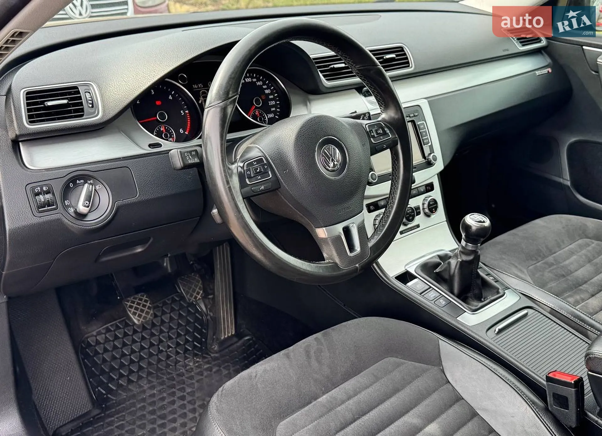 2013 Volkswagen Passat - мініатюра 18