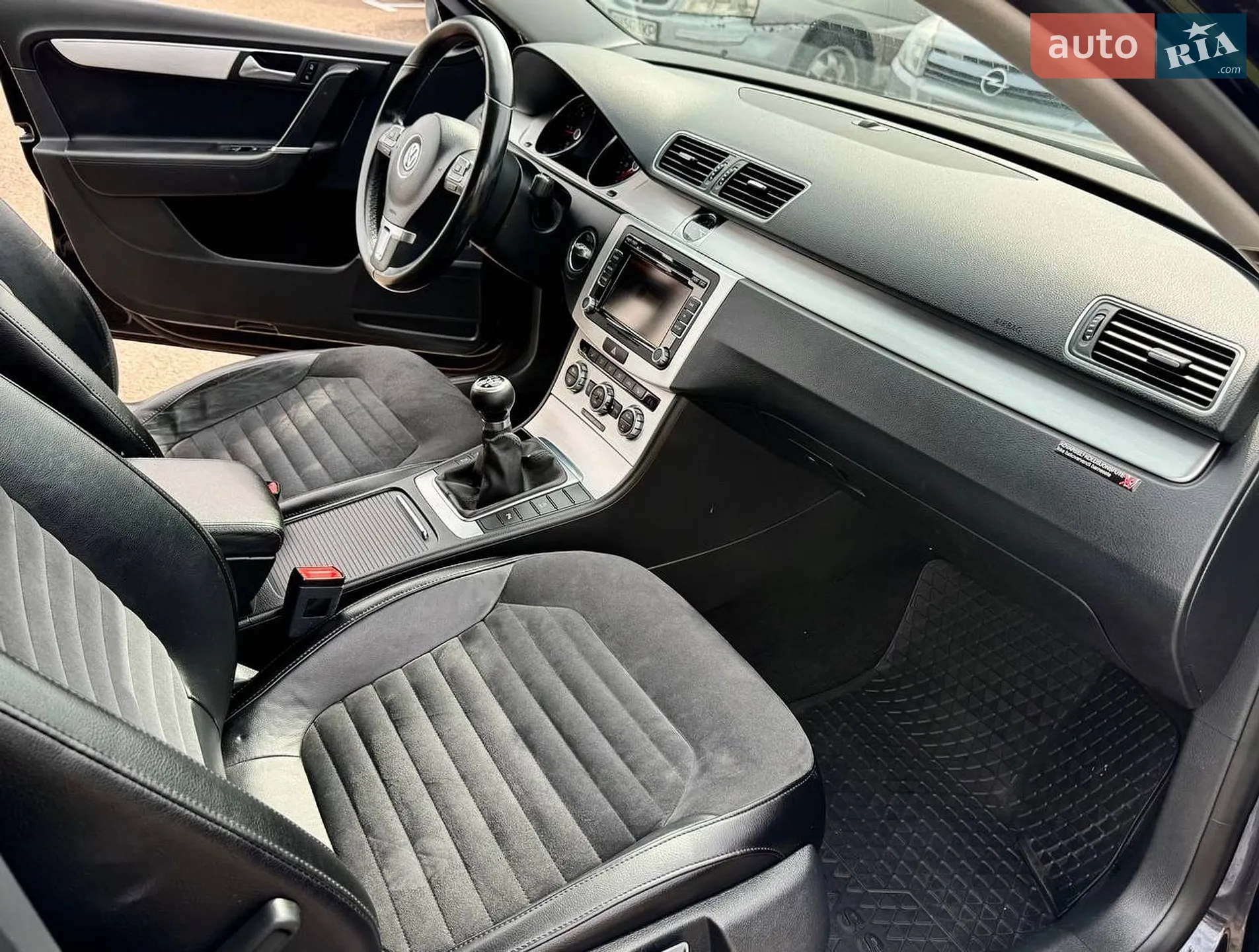 2013 Volkswagen Passat - мініатюра 24
