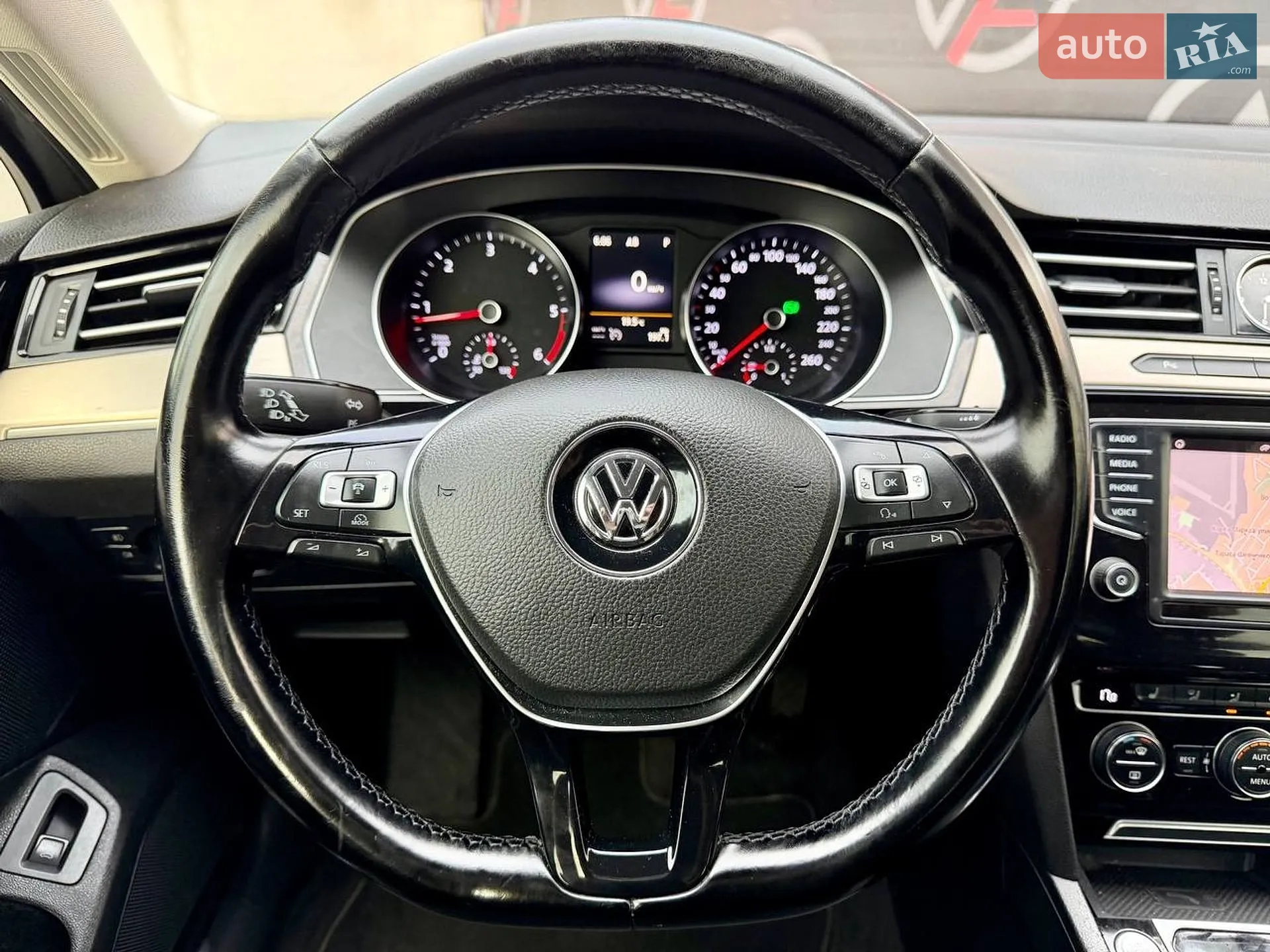 2015 Volkswagen Passat - мініатюра 17