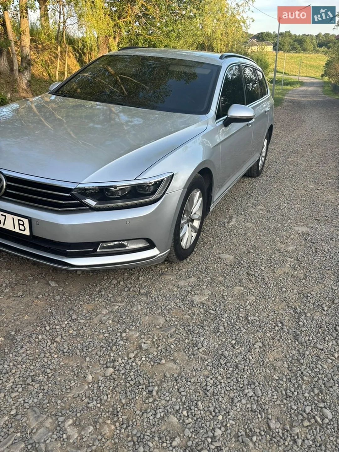 2016 Volkswagen Passat - мініатюра 2