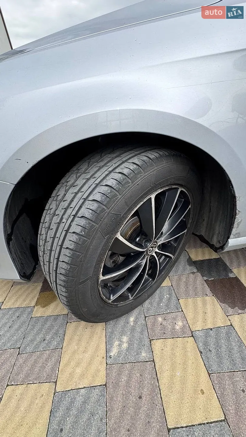 2011 Volkswagen Passat - мініатюра 23