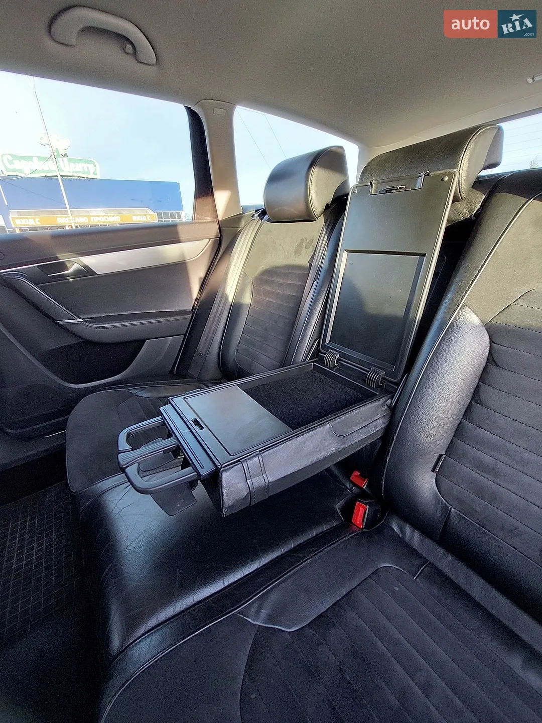 2011 Volkswagen Passat - мініатюра 39