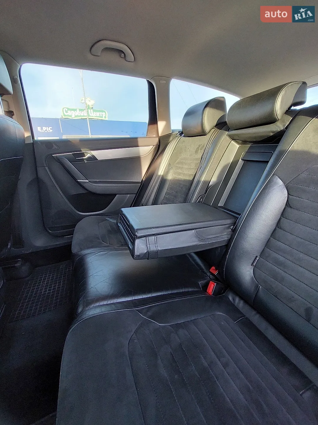 2011 Volkswagen Passat - мініатюра 41
