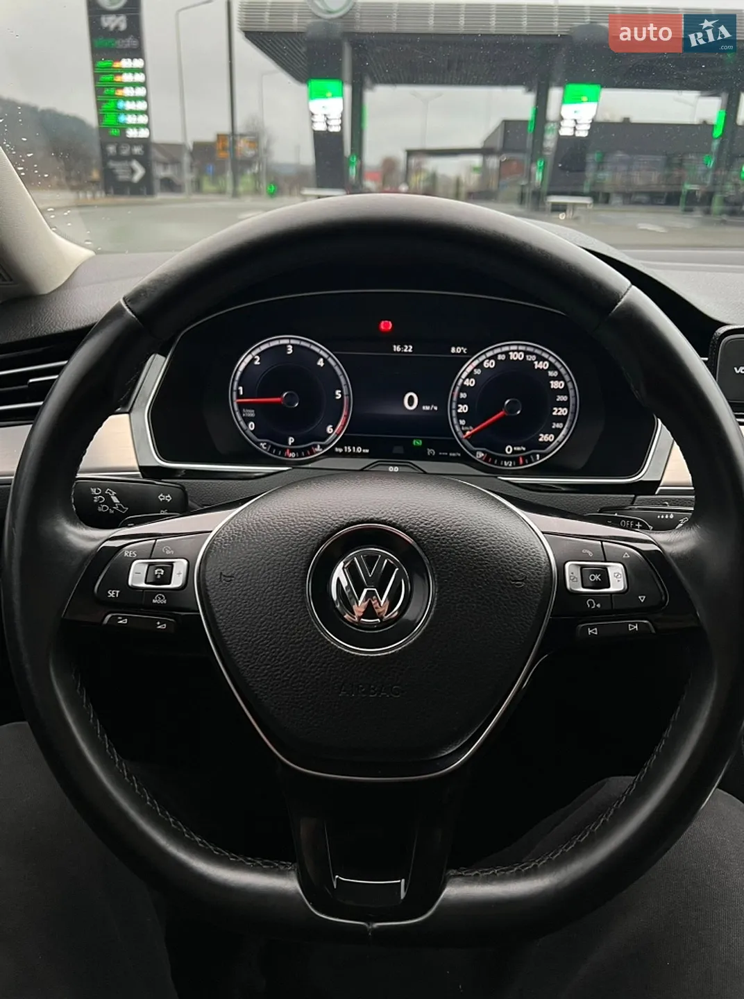 2016 Volkswagen Passat - мініатюра 9