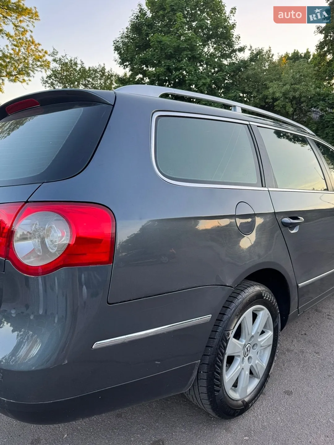 2010 Volkswagen Passat - мініатюра 22