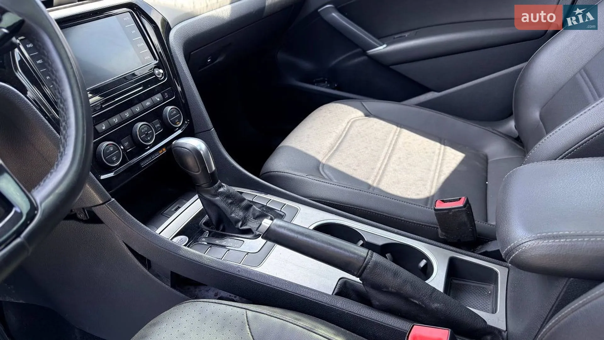 2021 Volkswagen Passat - мініатюра 13
