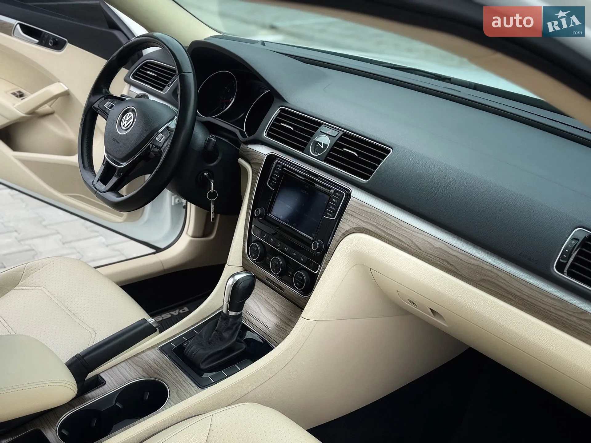 2015 Volkswagen Passat - мініатюра 11