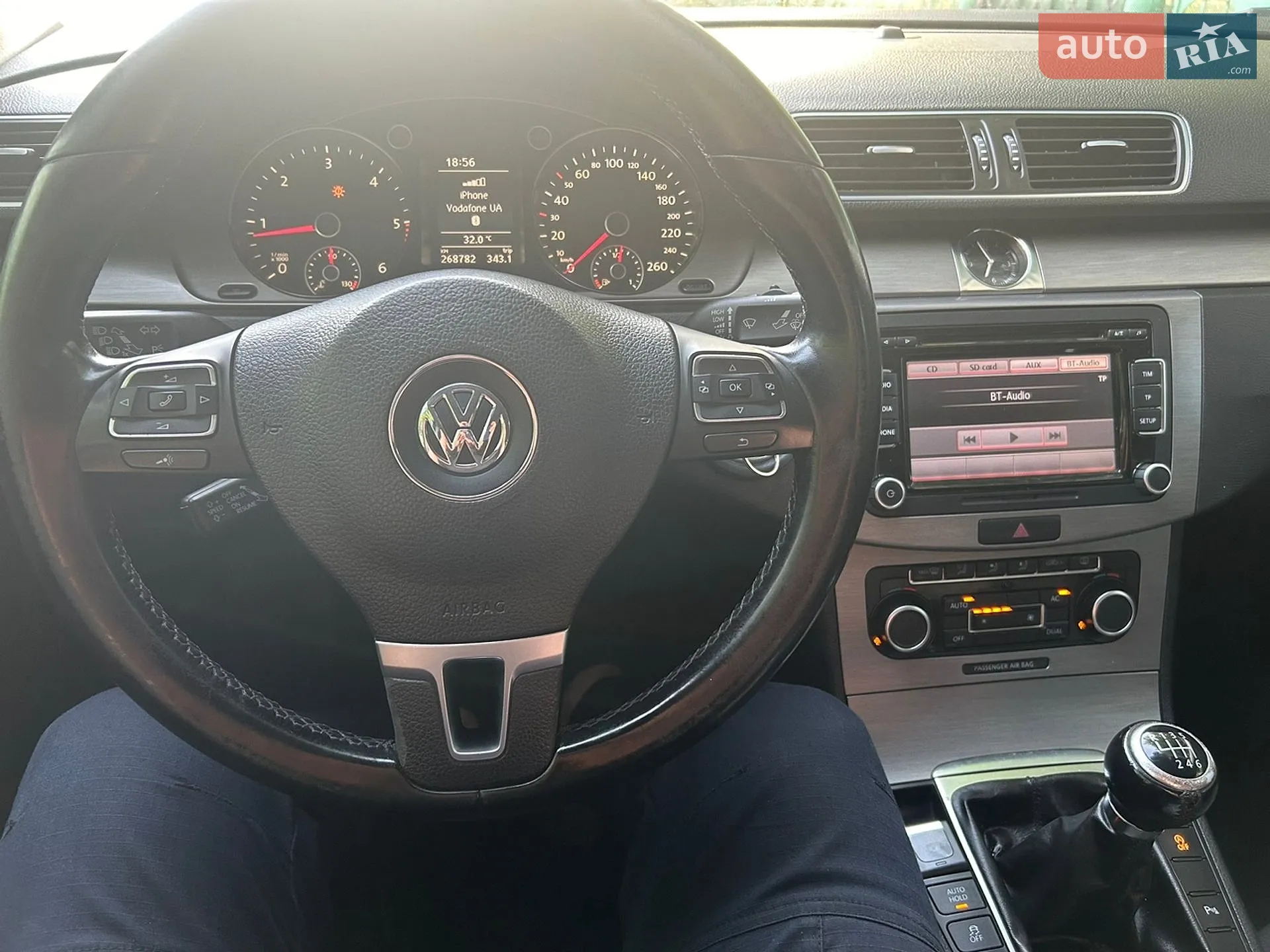 2010 Volkswagen Passat - мініатюра 8