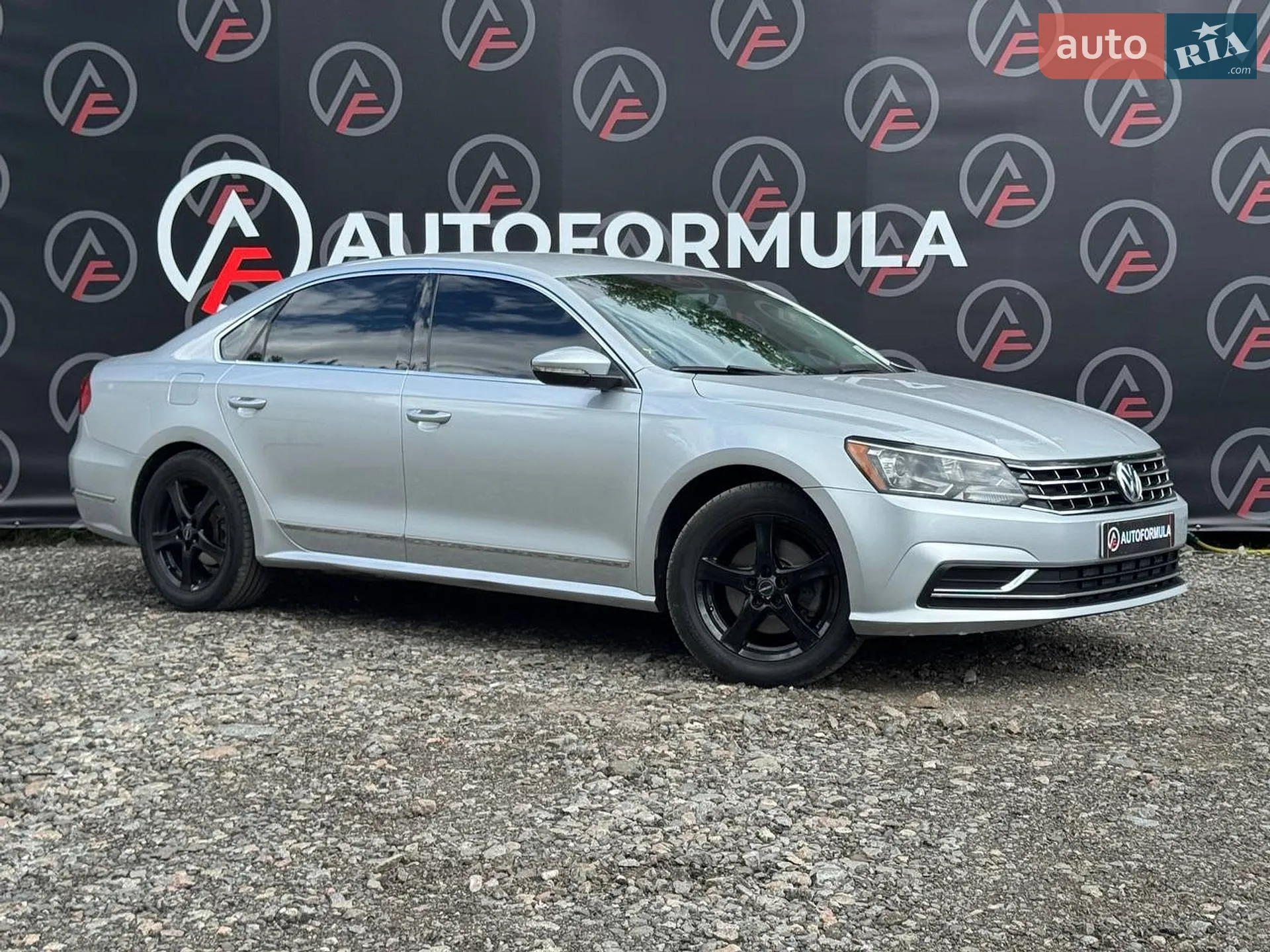 2016 Volkswagen Passat - фото 1