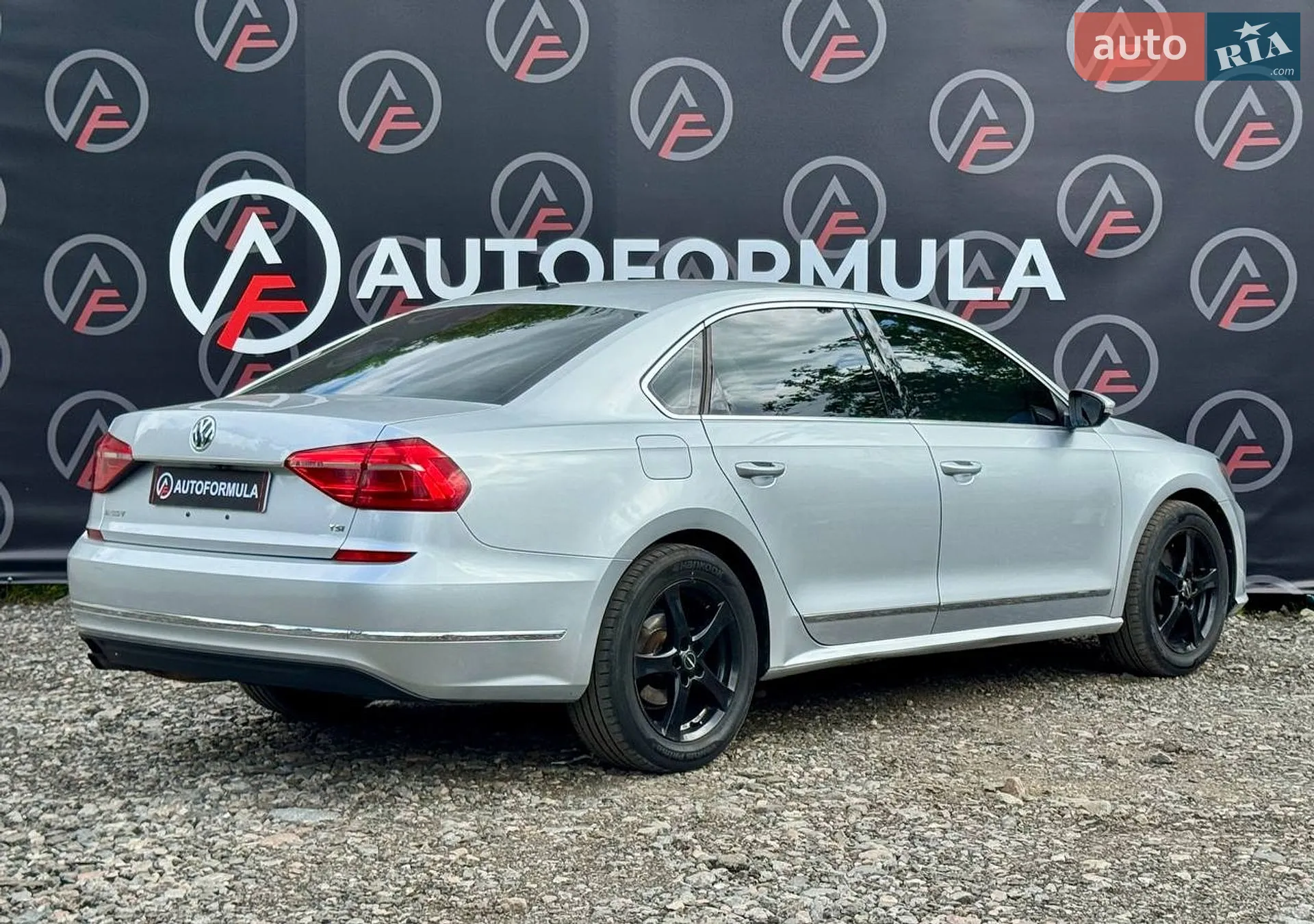 2016 Volkswagen Passat - мініатюра 8