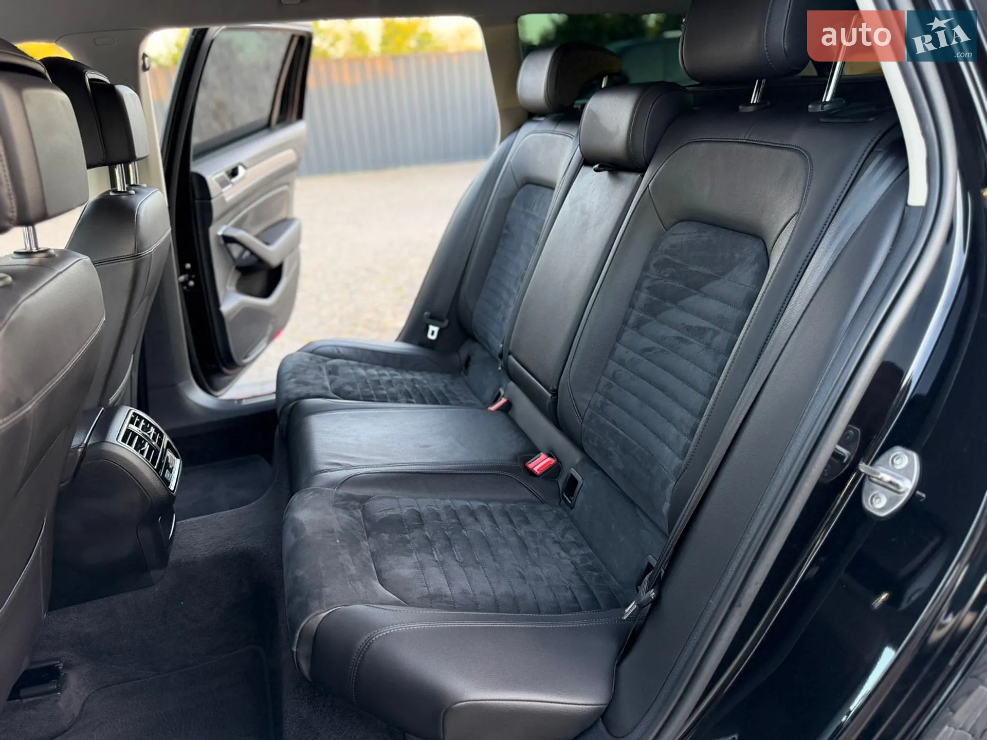 2018 Volkswagen Passat - мініатюра 24