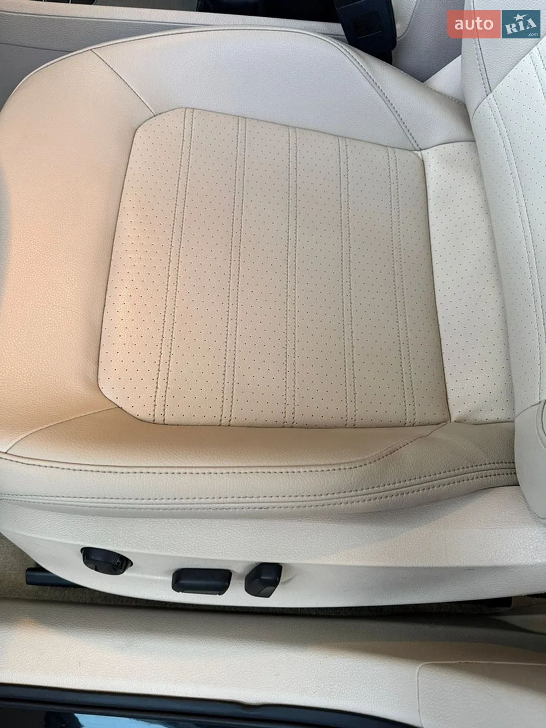 2014 Volkswagen Passat - мініатюра 15
