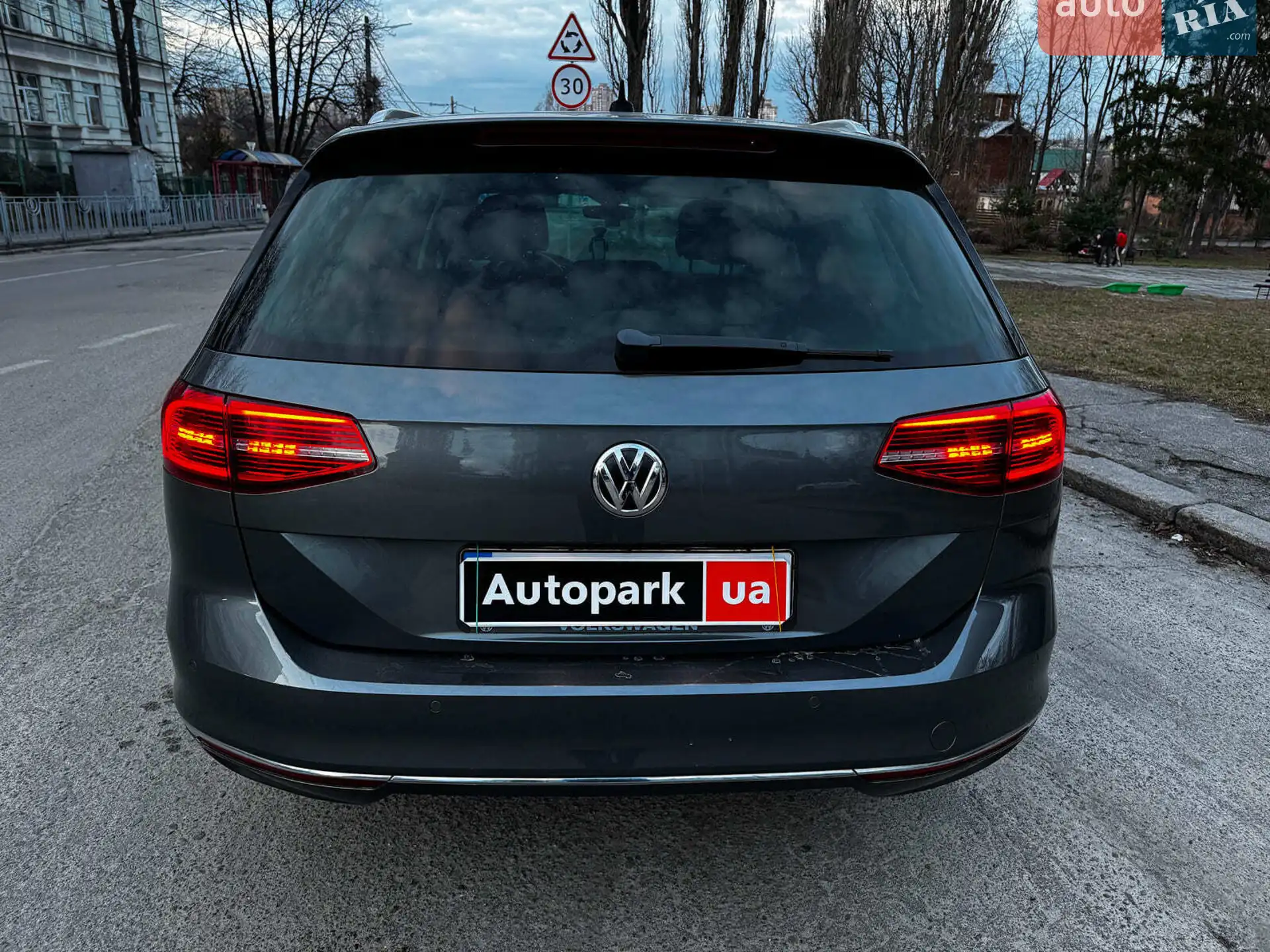 2015 Volkswagen Passat - мініатюра 4