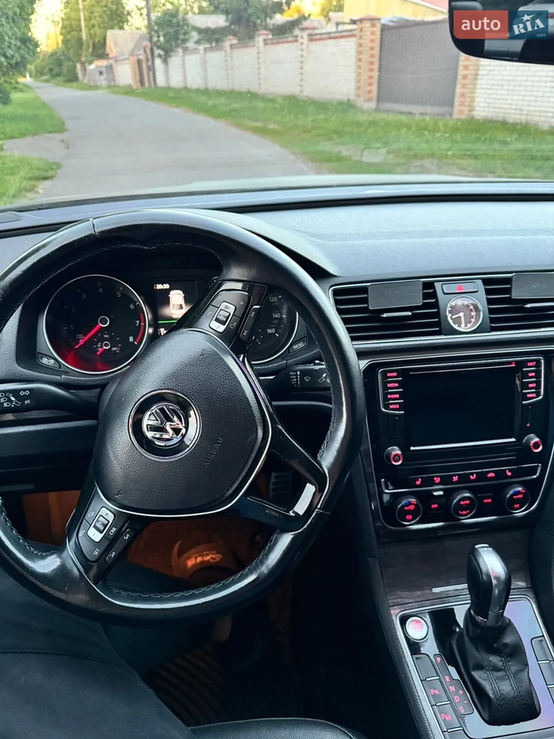 2017 Volkswagen Passat - мініатюра 19