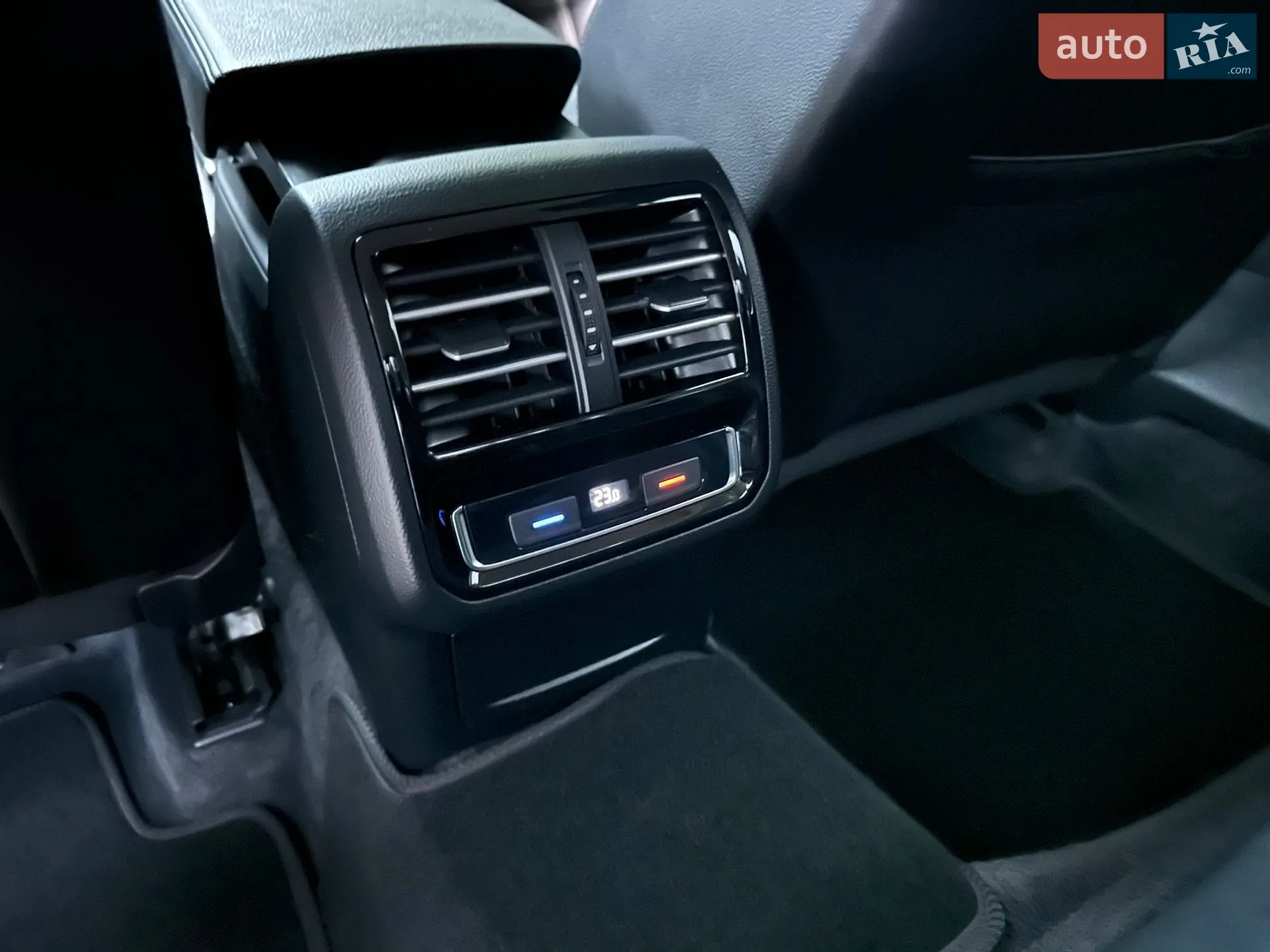 2017 Volkswagen Passat - мініатюра 33