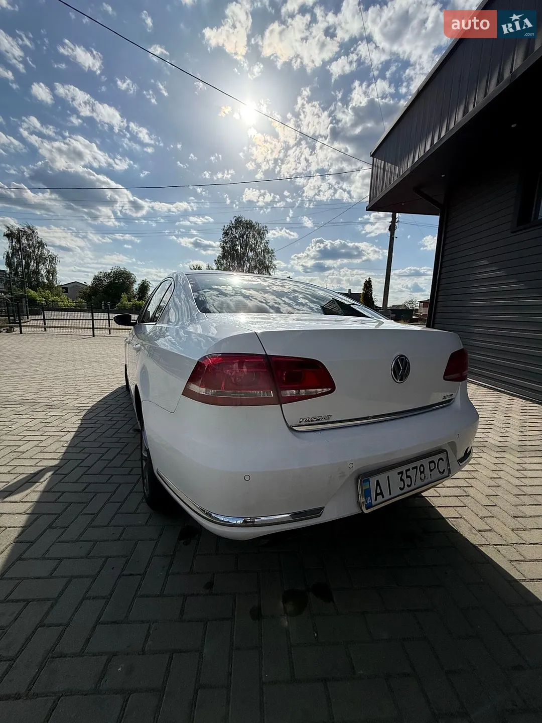 2011 Volkswagen Passat - мініатюра 19