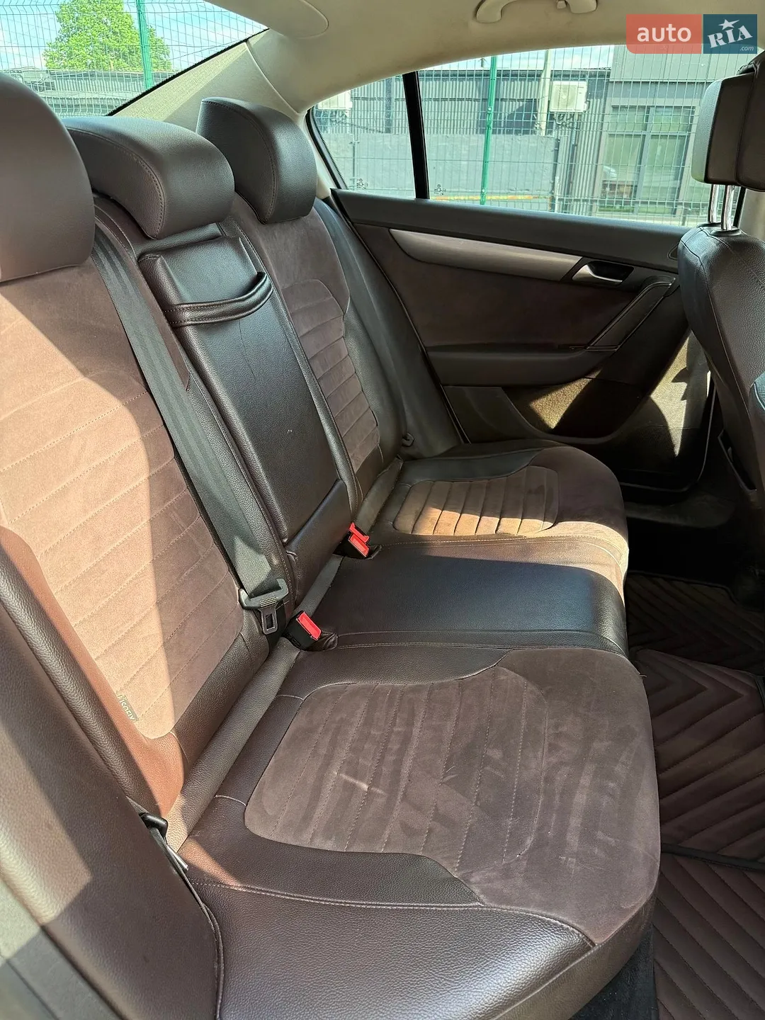 2011 Volkswagen Passat - мініатюра 41