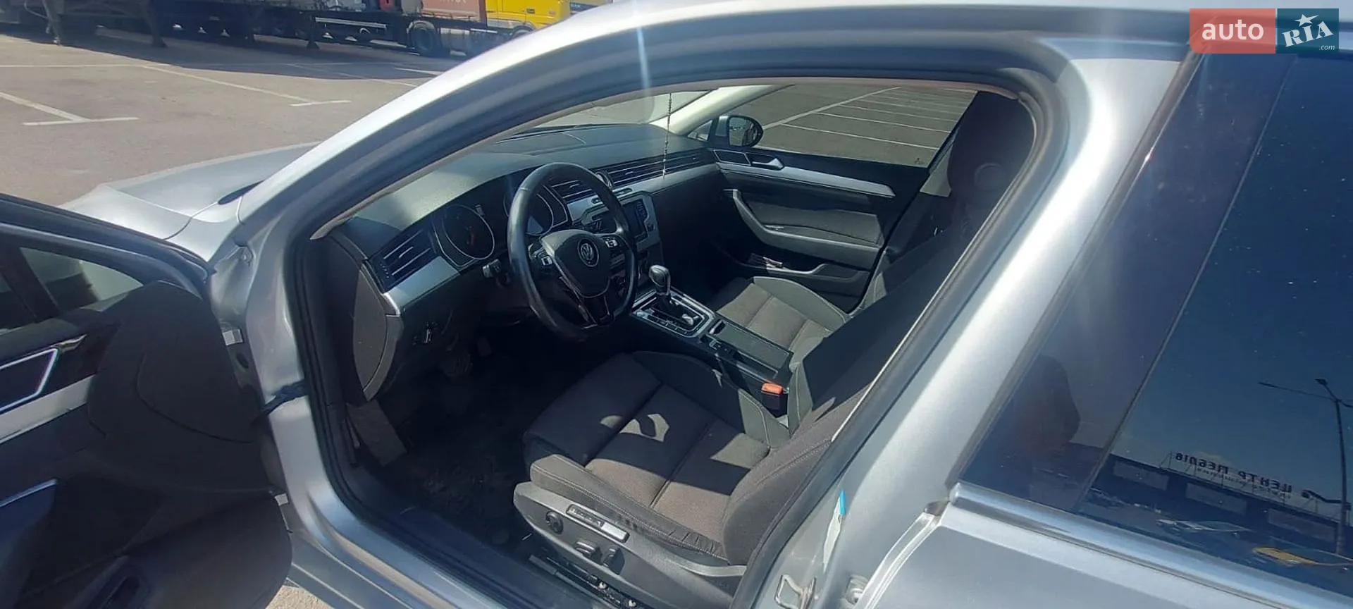 2016 Volkswagen Passat - мініатюра 4