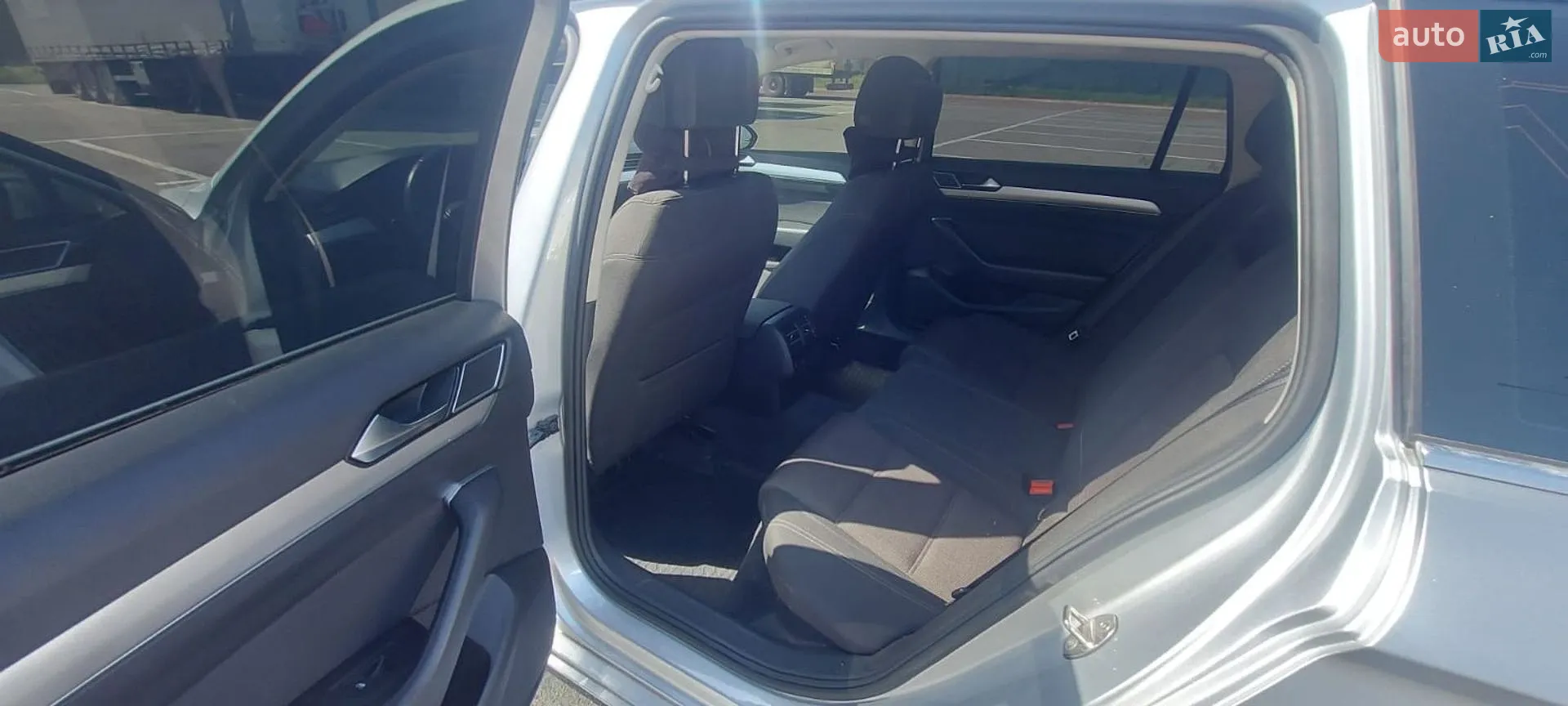 2016 Volkswagen Passat - мініатюра 9