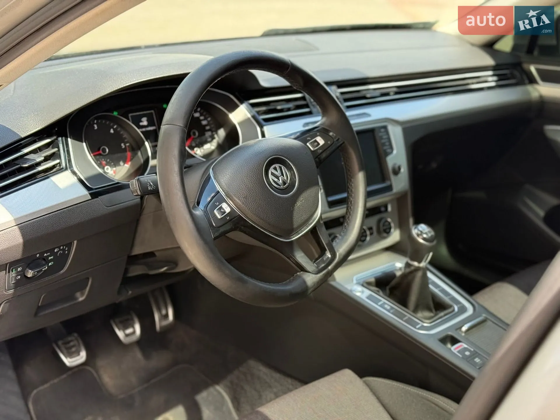 2015 Volkswagen Passat - мініатюра 10