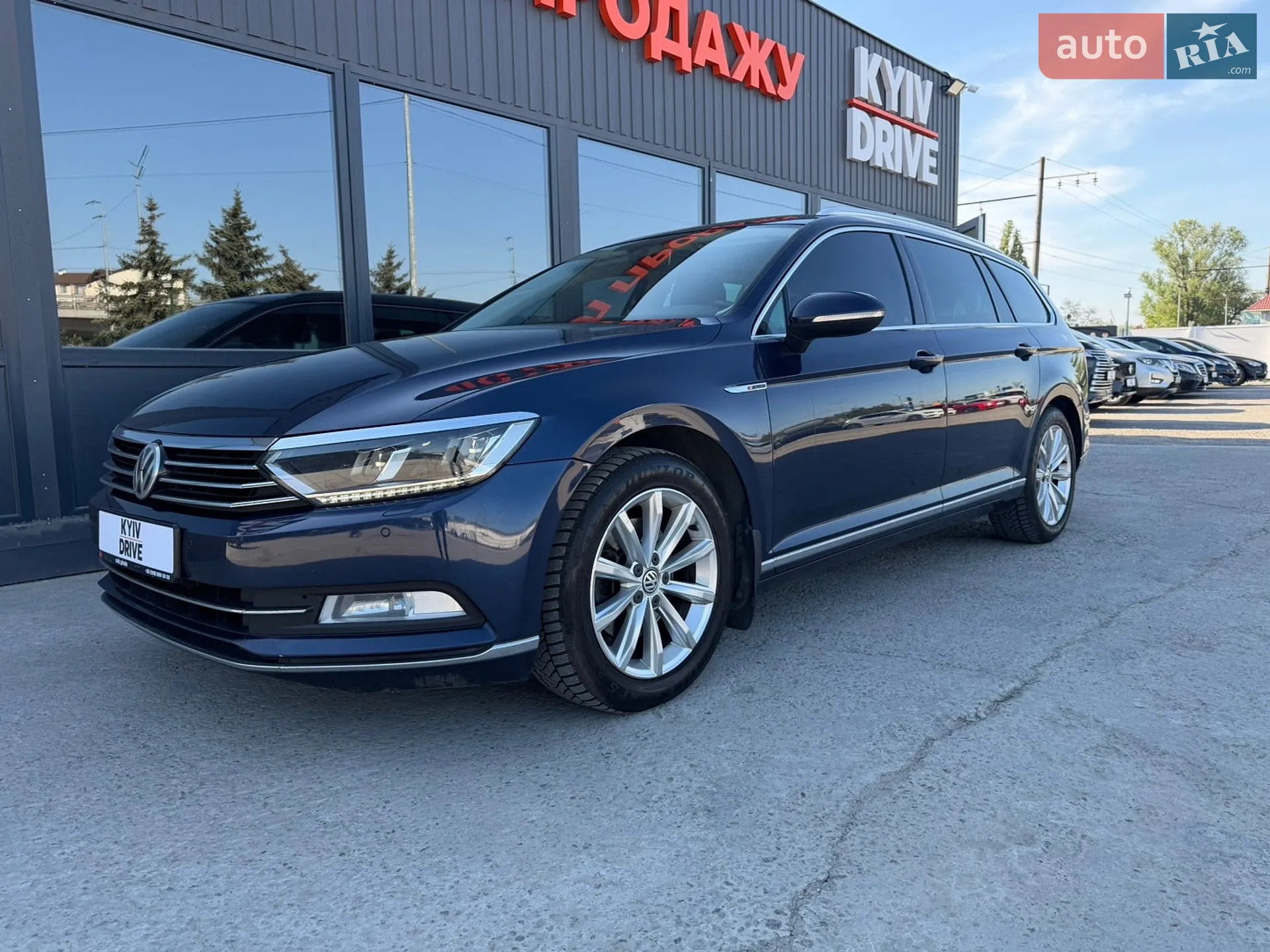 2015 Volkswagen Passat - фото 1