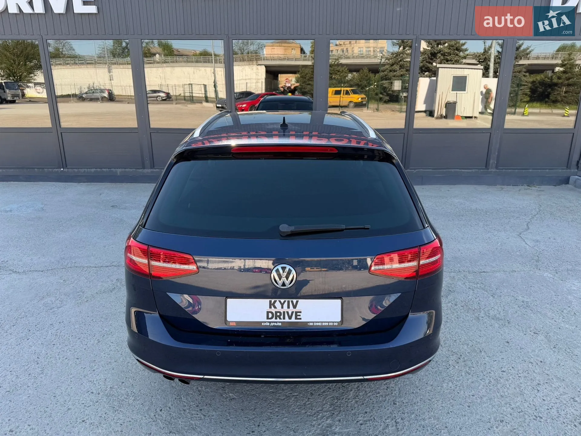 2015 Volkswagen Passat - мініатюра 11