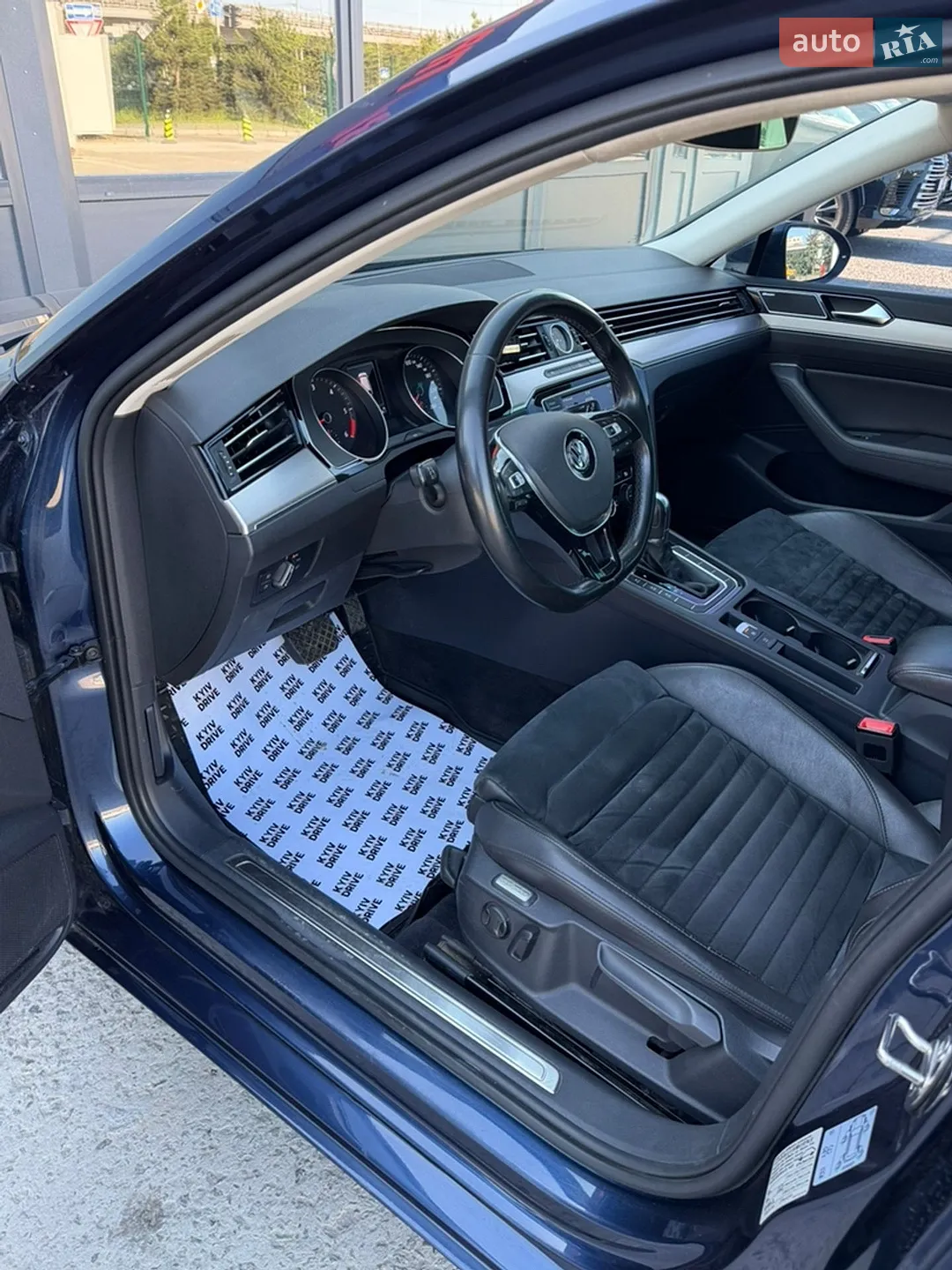 2015 Volkswagen Passat - мініатюра 31