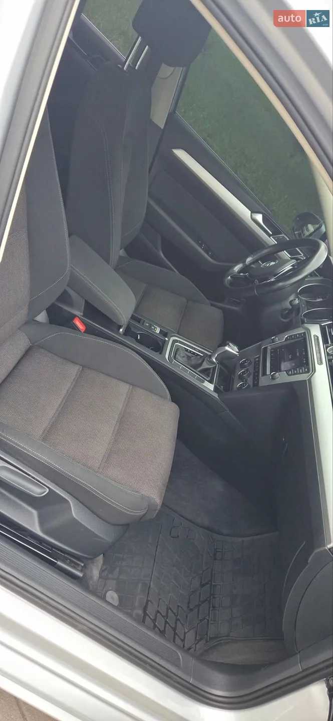 2016 Volkswagen Passat - мініатюра 19